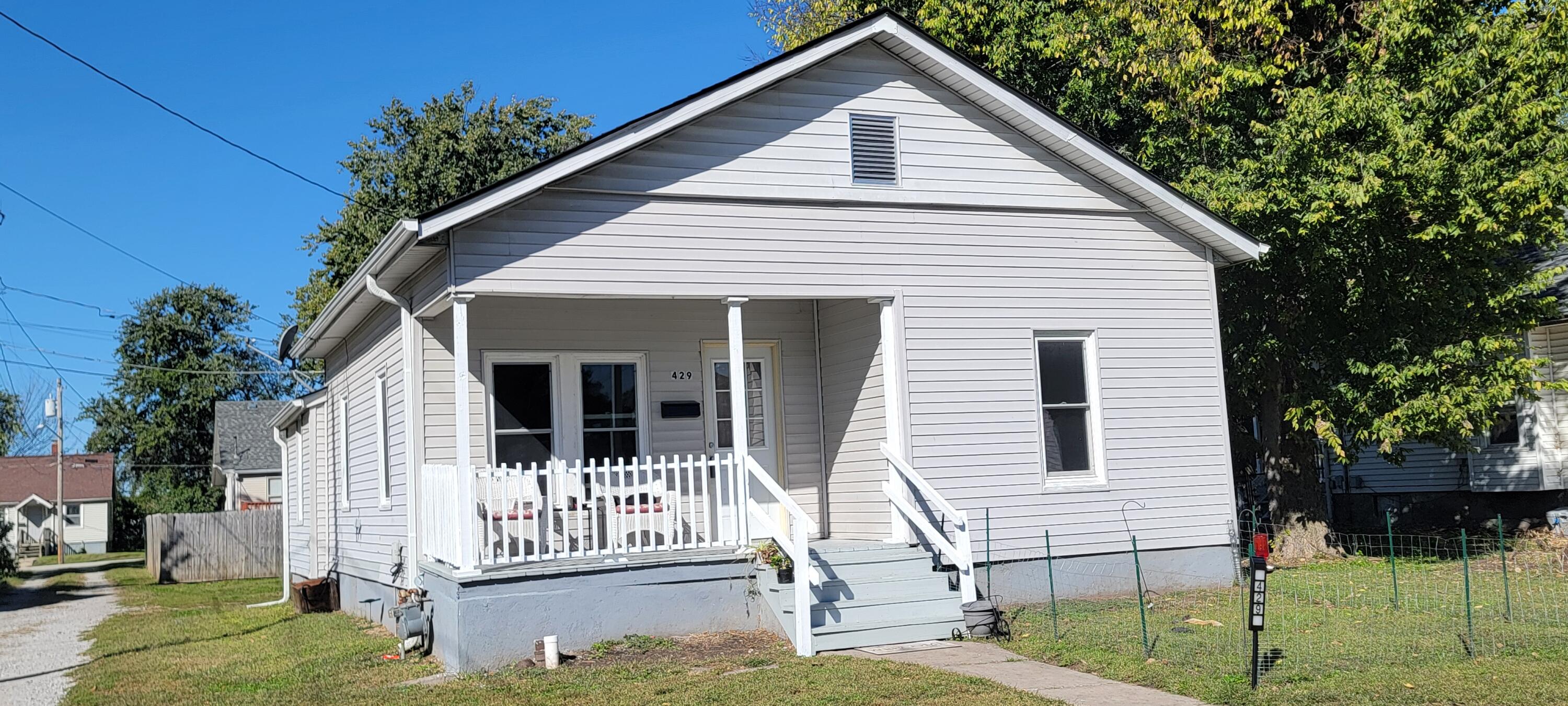 429 Ted Ave Property Photo 1