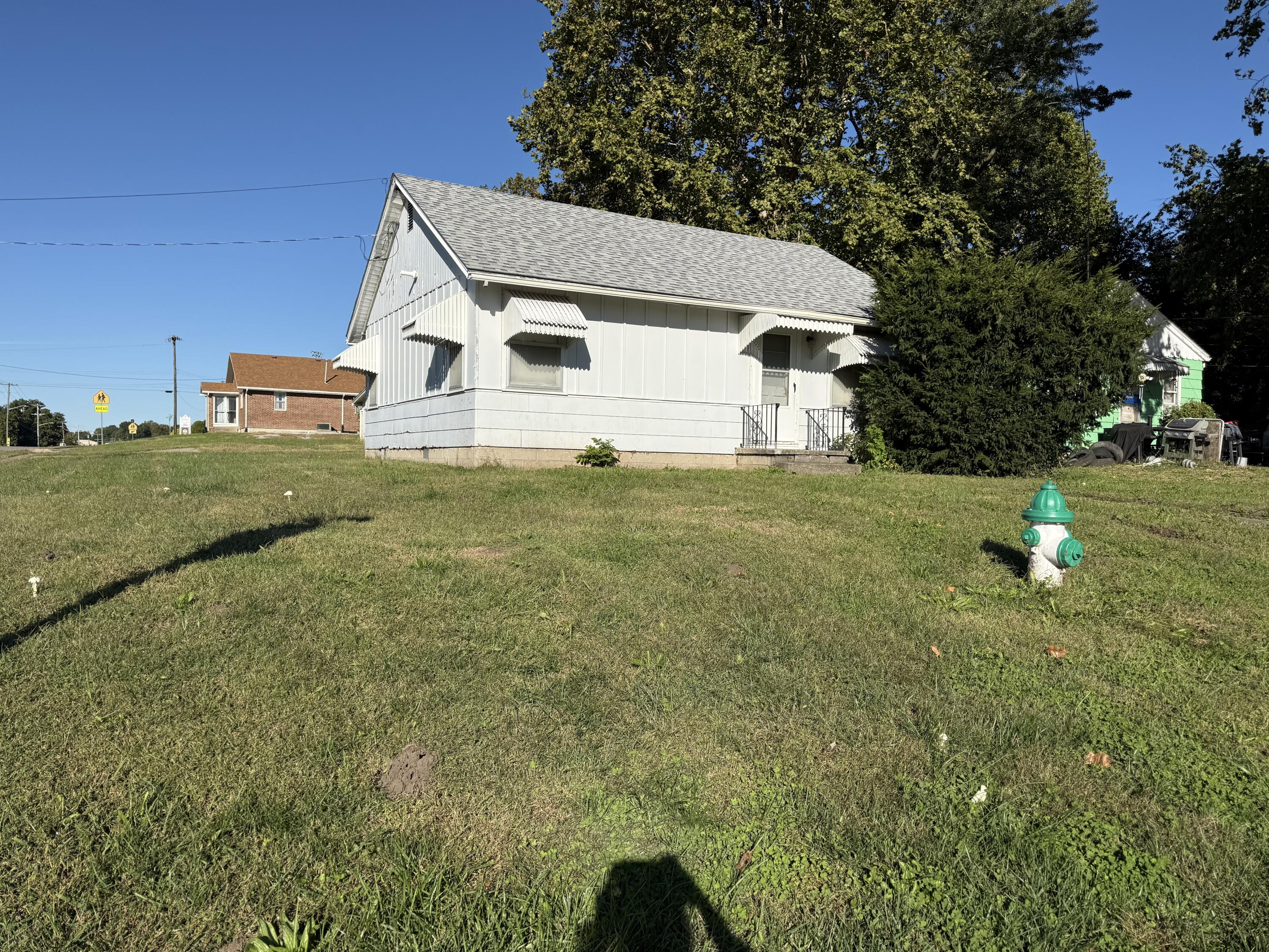1511 Sharp Ave Property Photo 3
