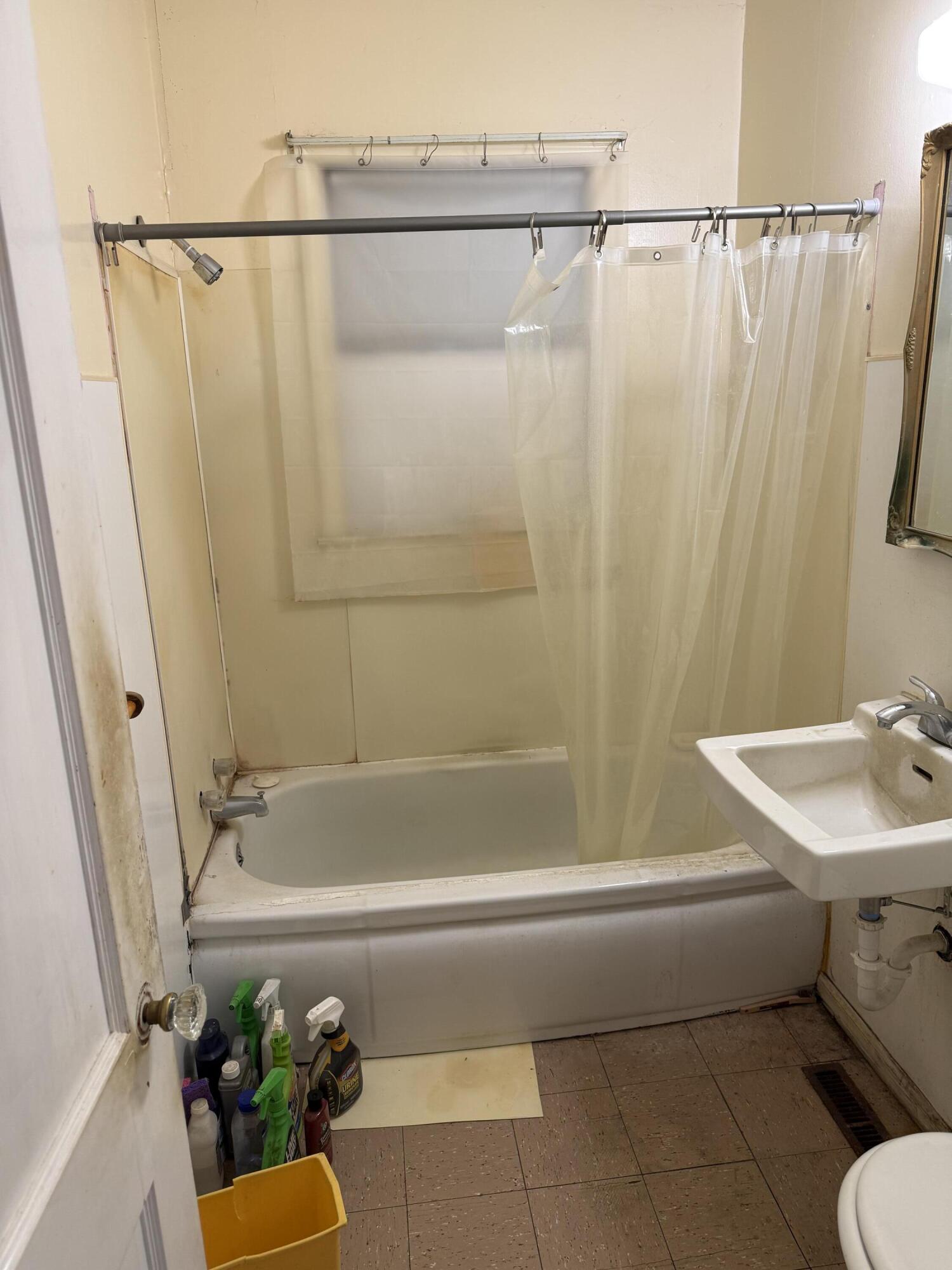 1511 Sharp Ave Property Photo 16
