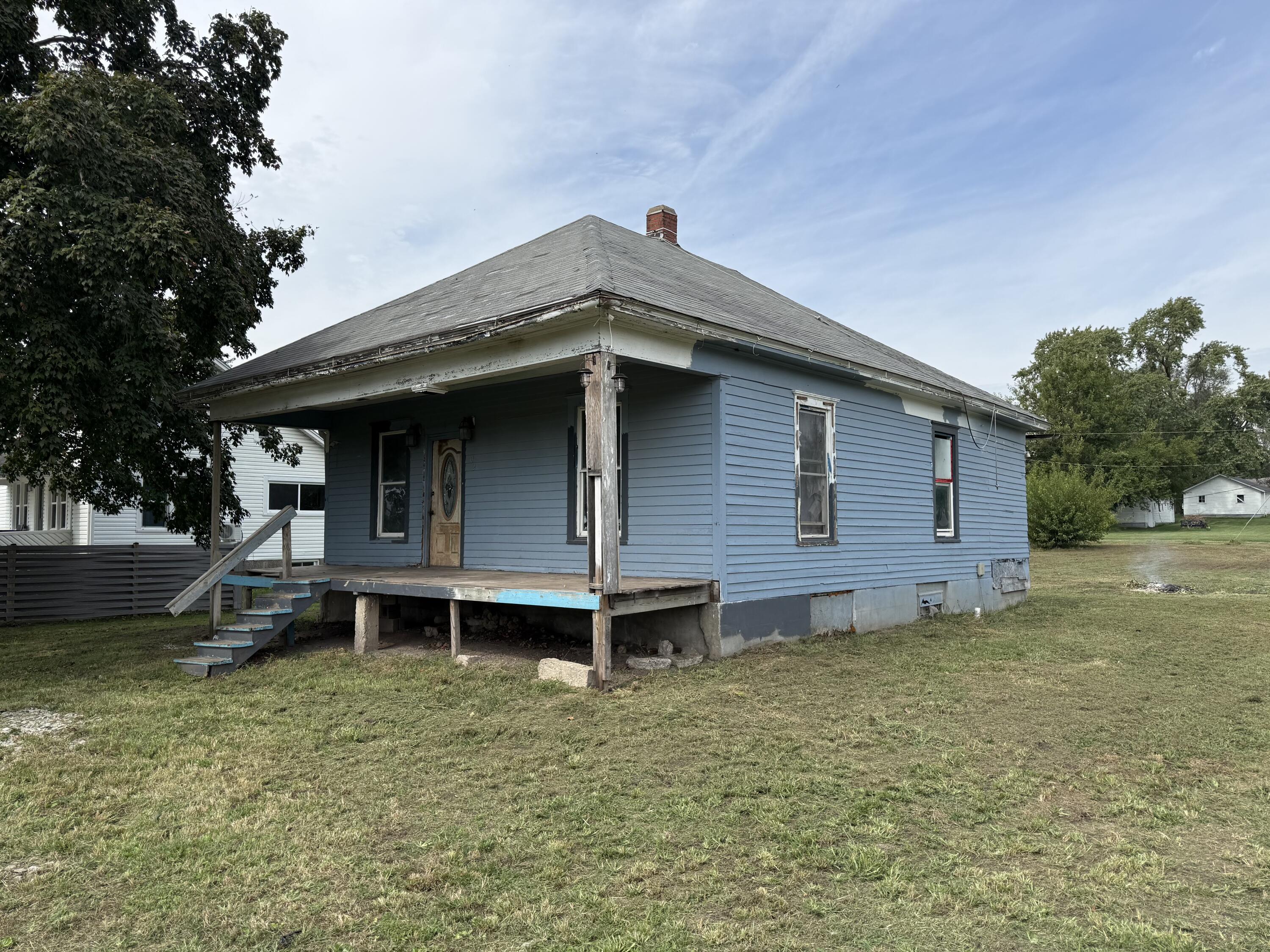 902 Jenkins St Property Photo 1