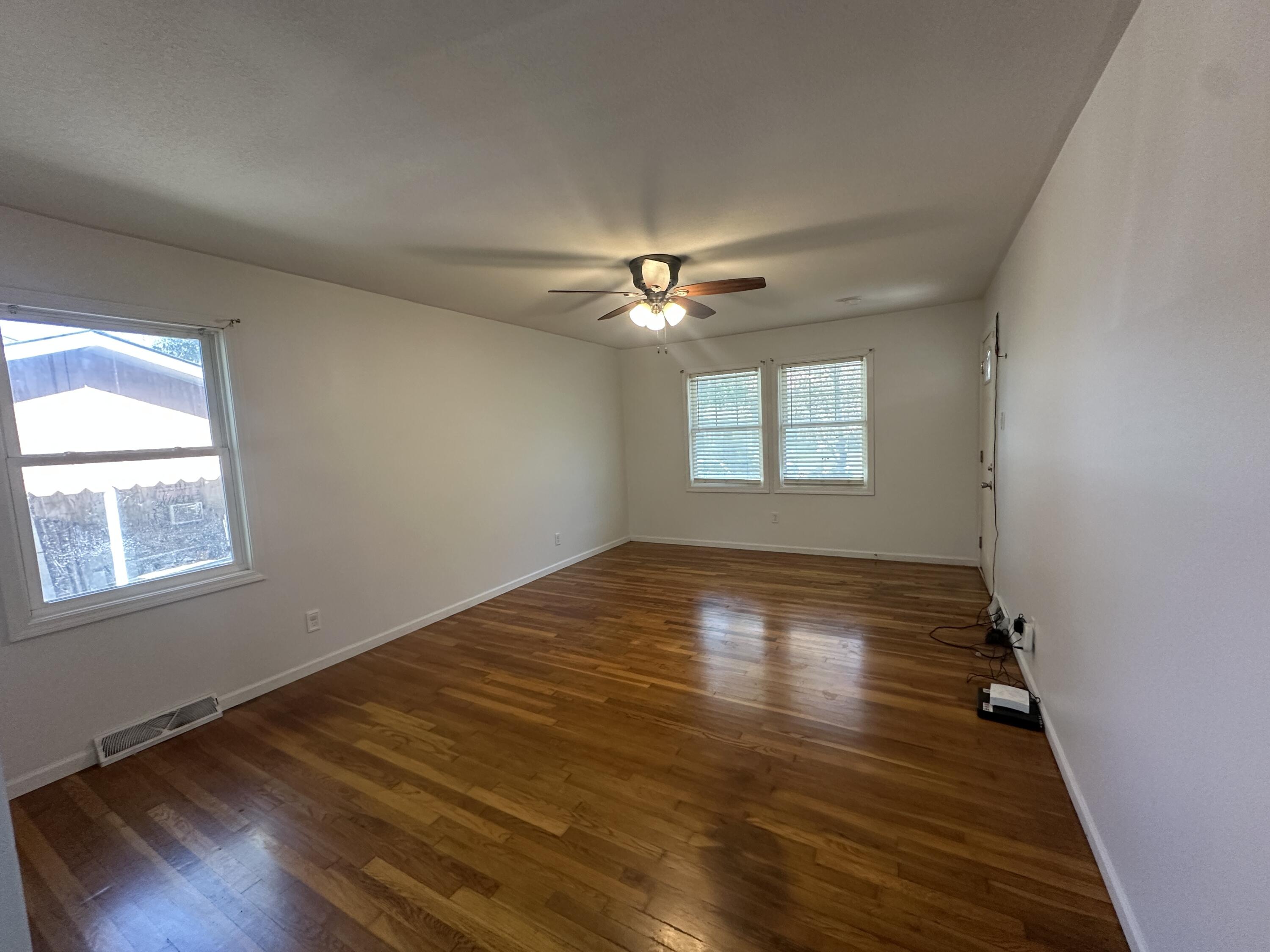 697 Ted Ave Property Photo 5
