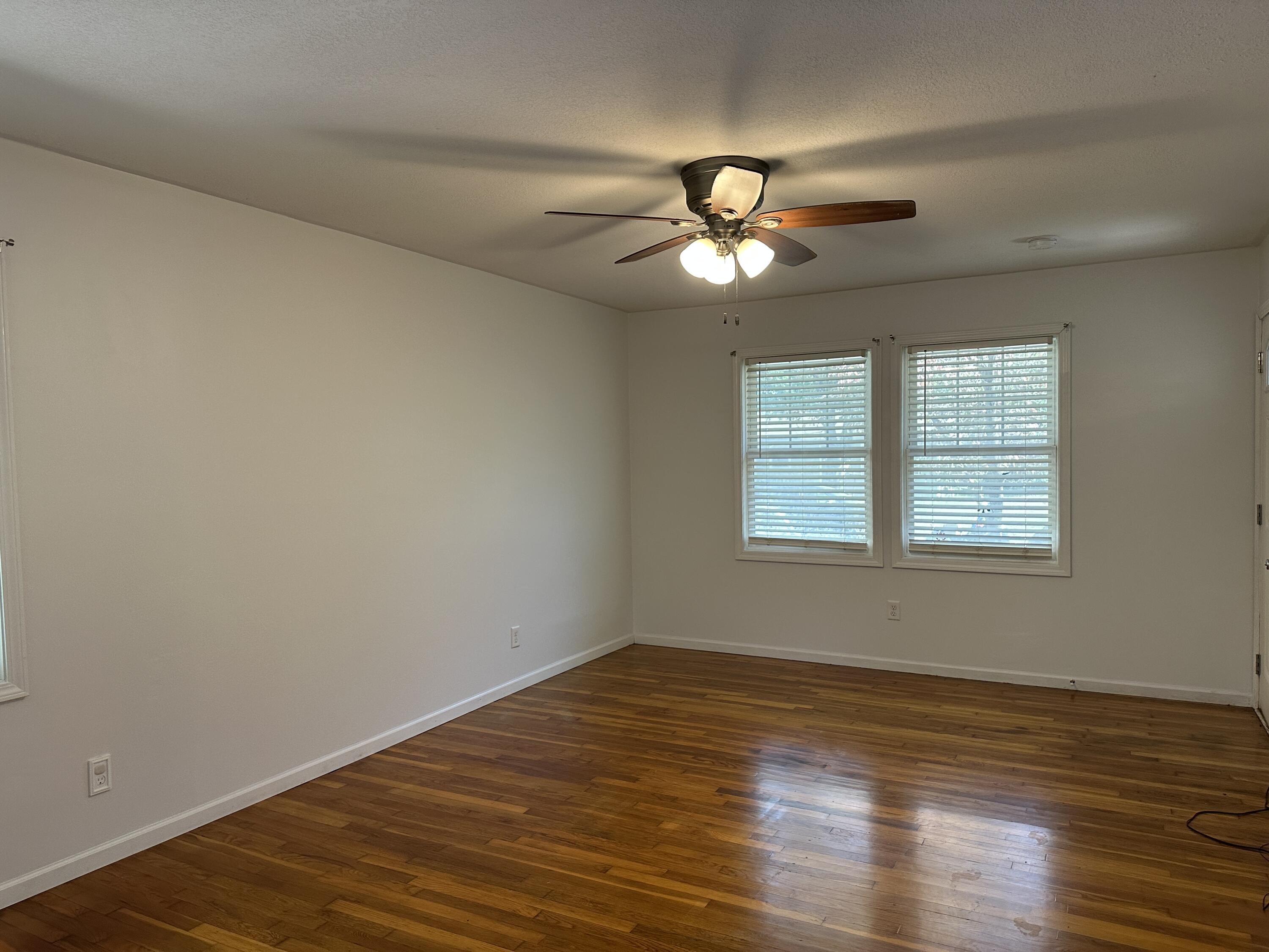 697 Ted Ave Property Photo 6