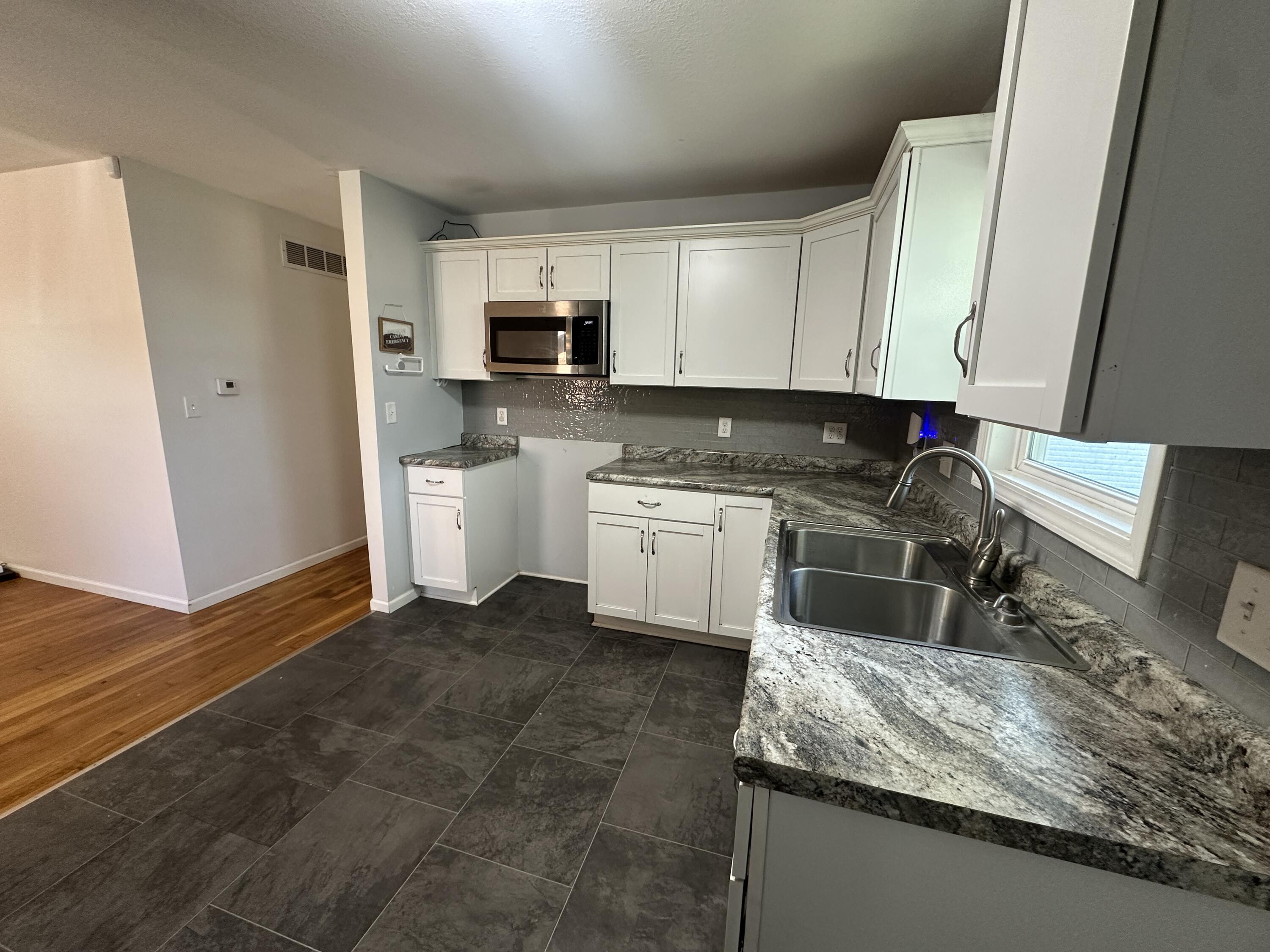 697 Ted Ave Property Photo 10