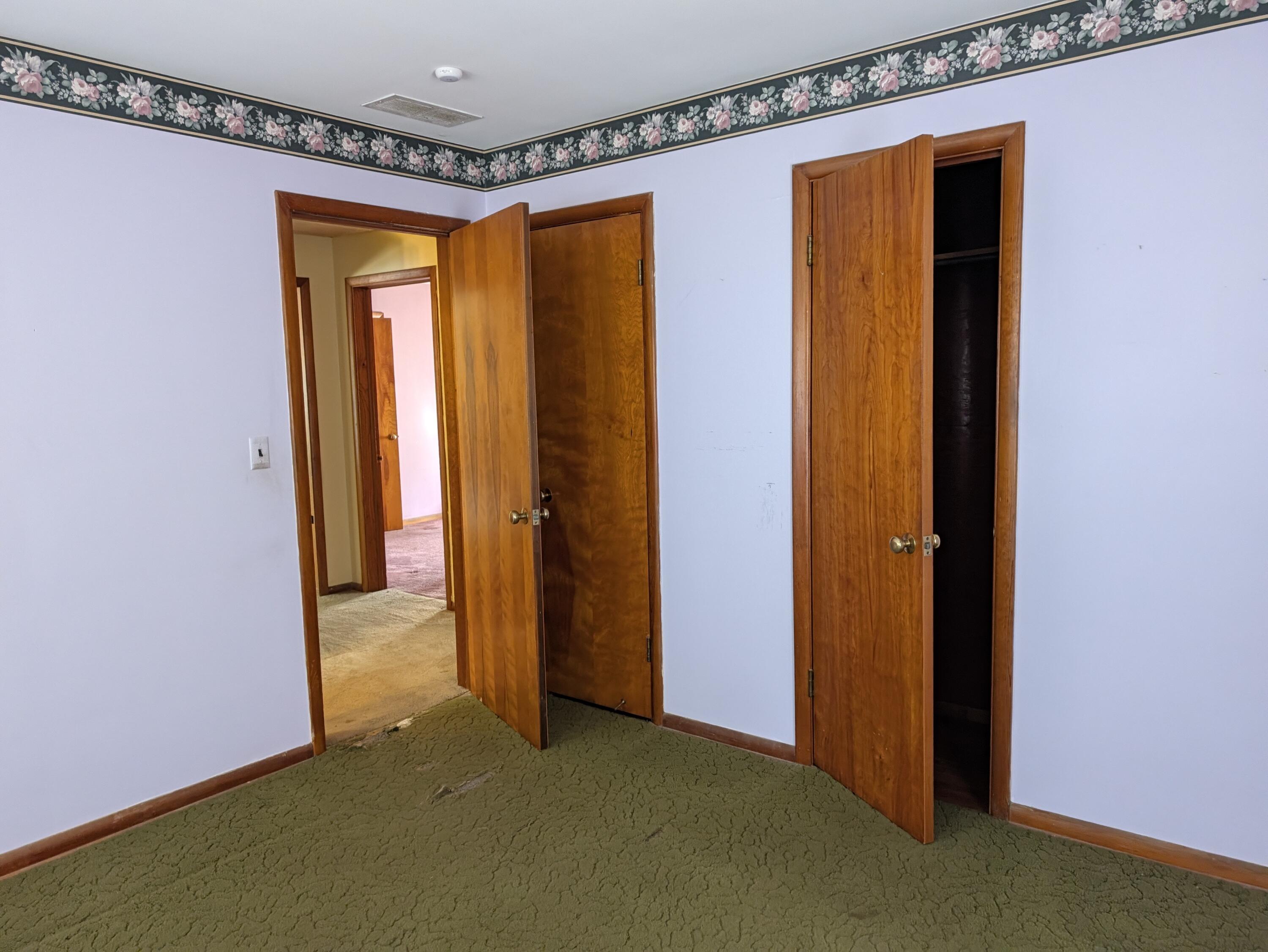 672 Ted Ave Property Photo 7