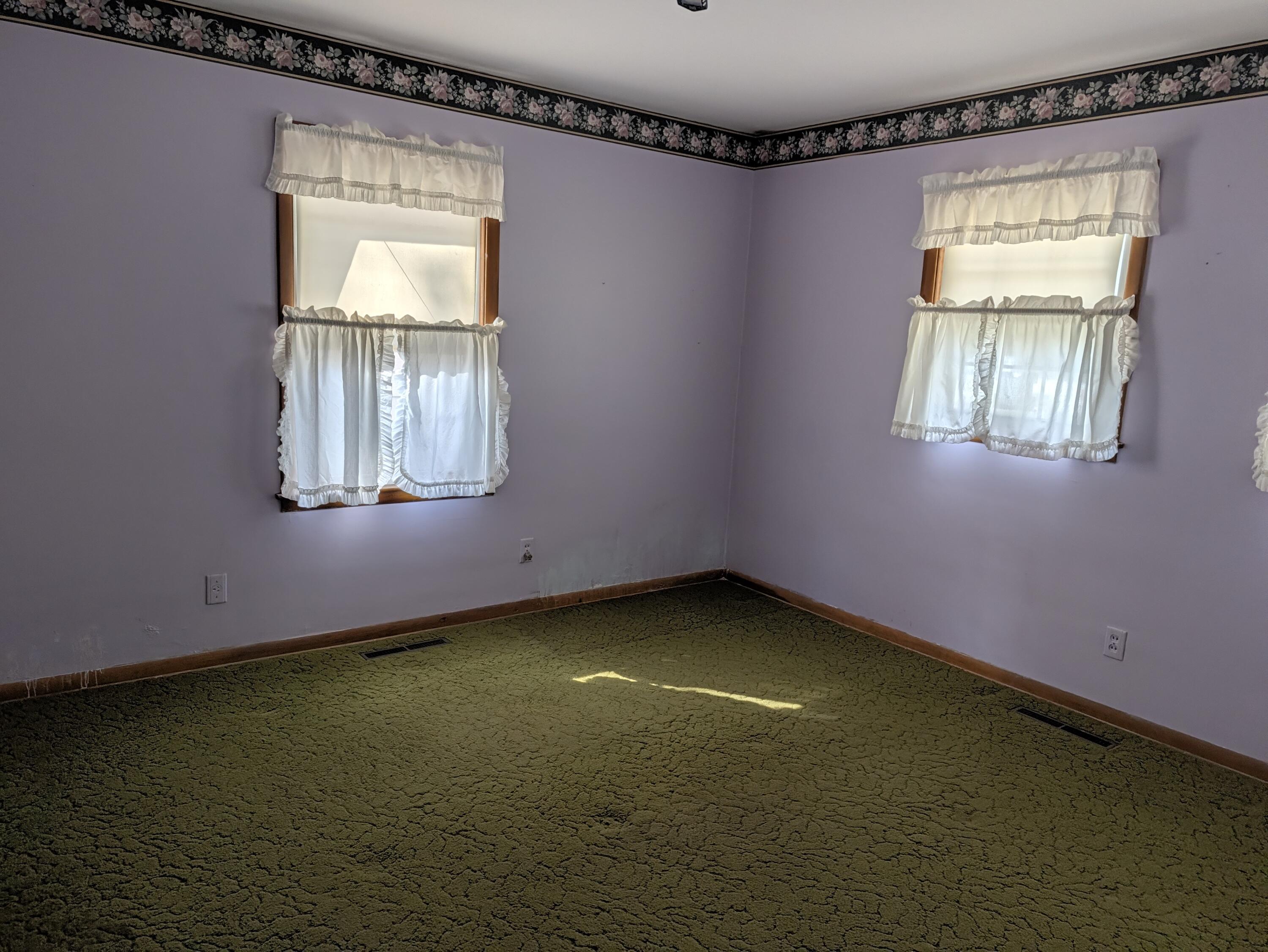 672 Ted Ave Property Photo 8