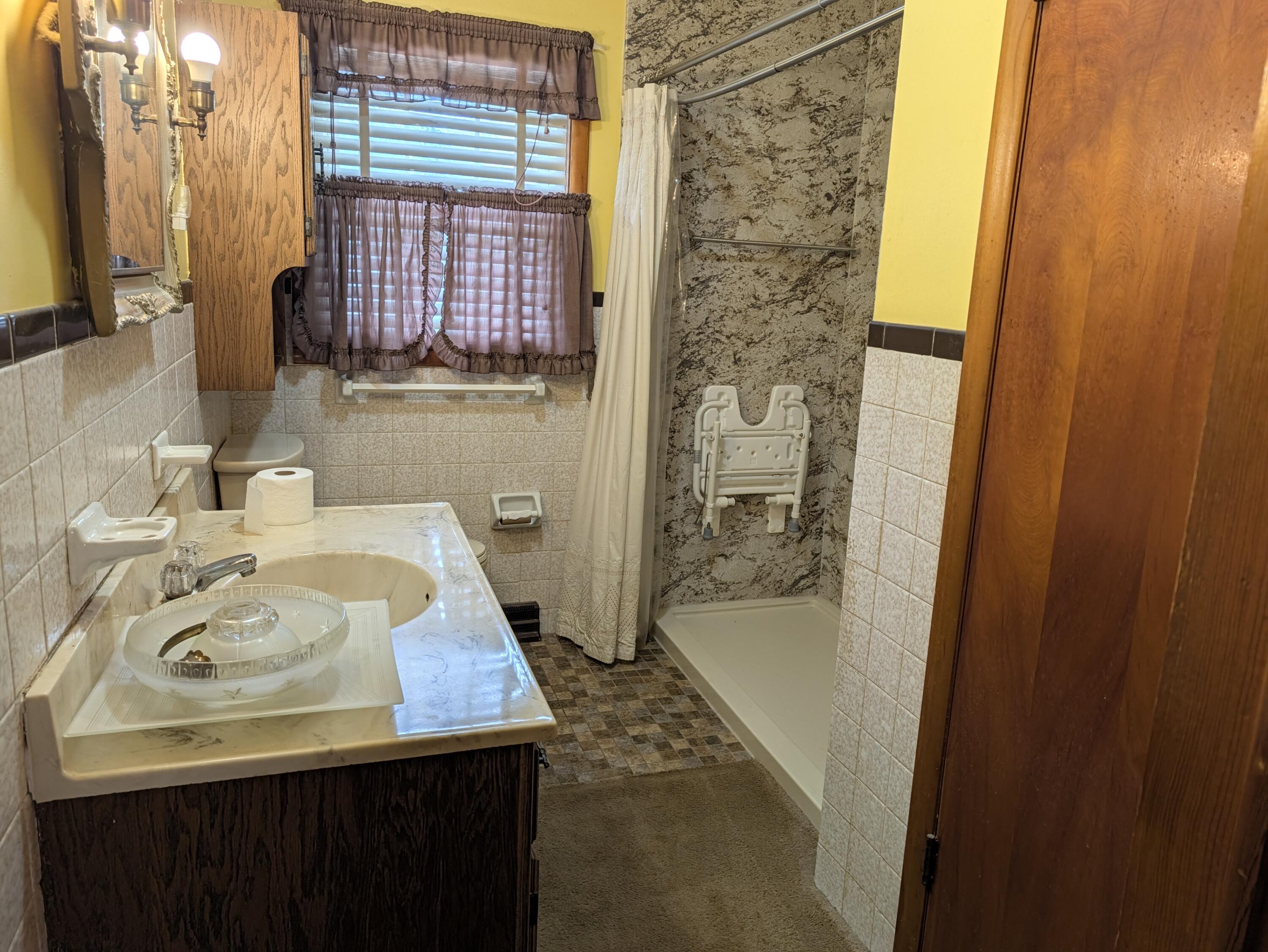 672 Ted Ave Property Photo 13
