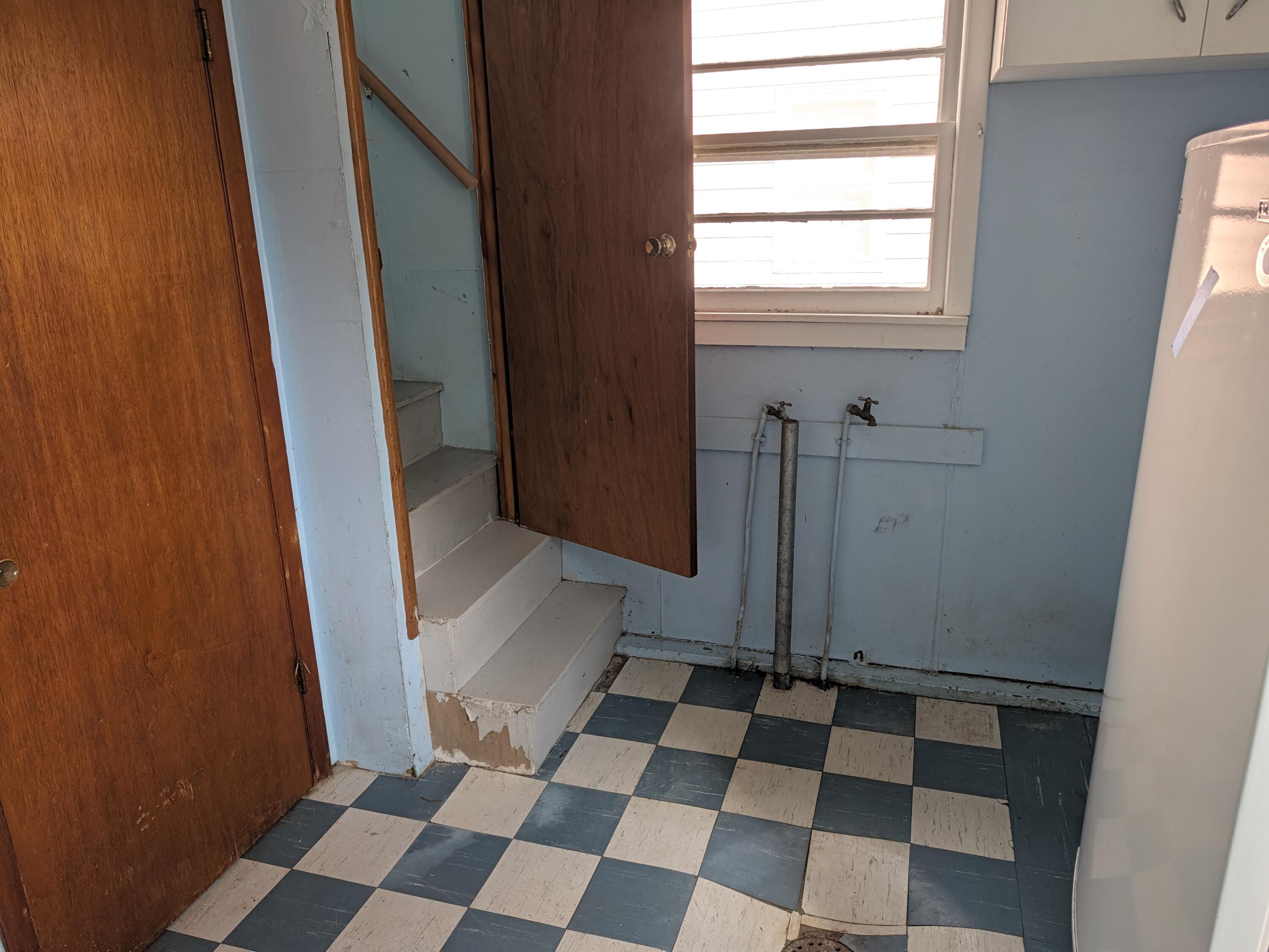 672 Ted Ave Property Photo 15