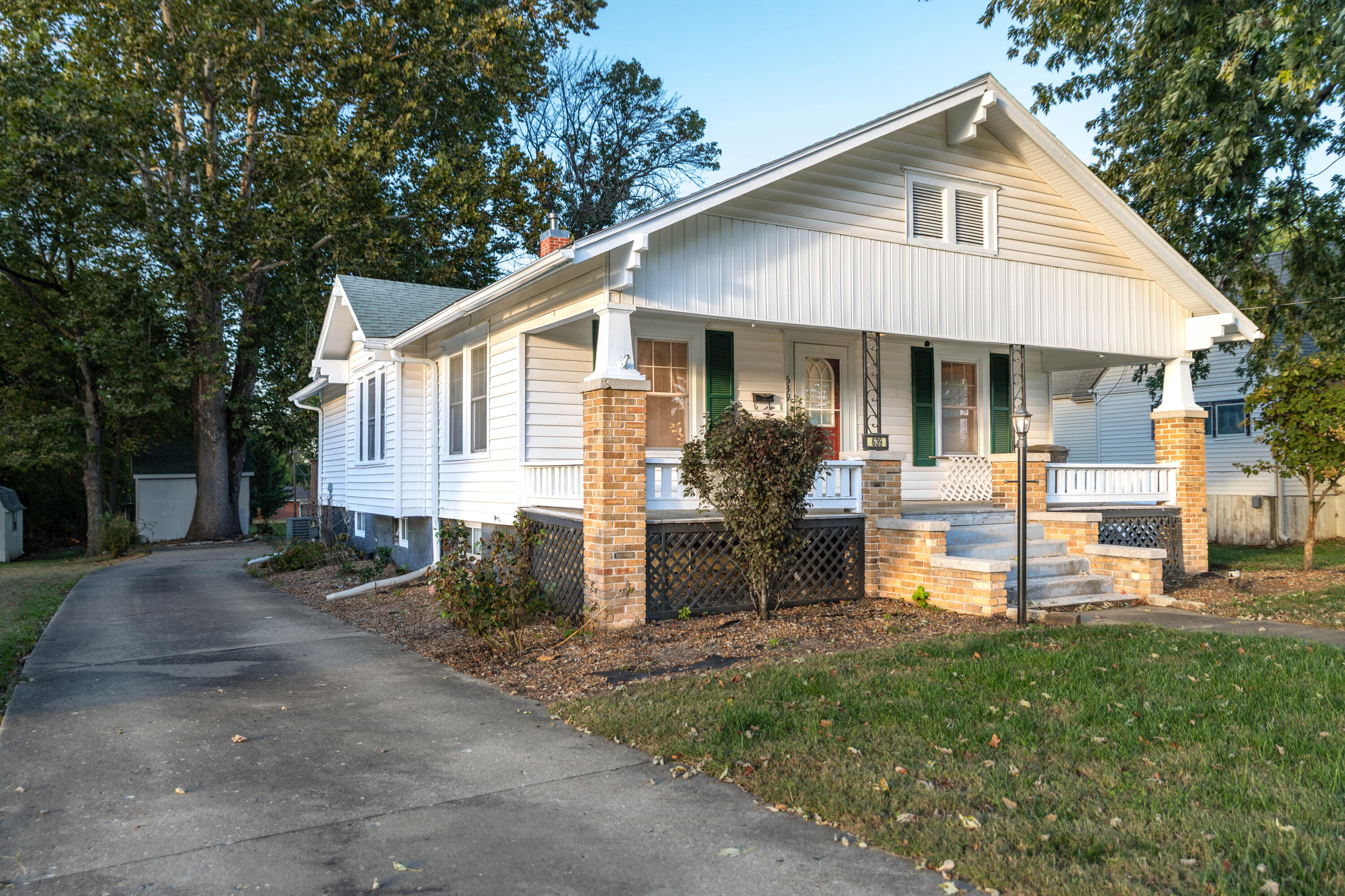 639 Yerby St Property Photo 3