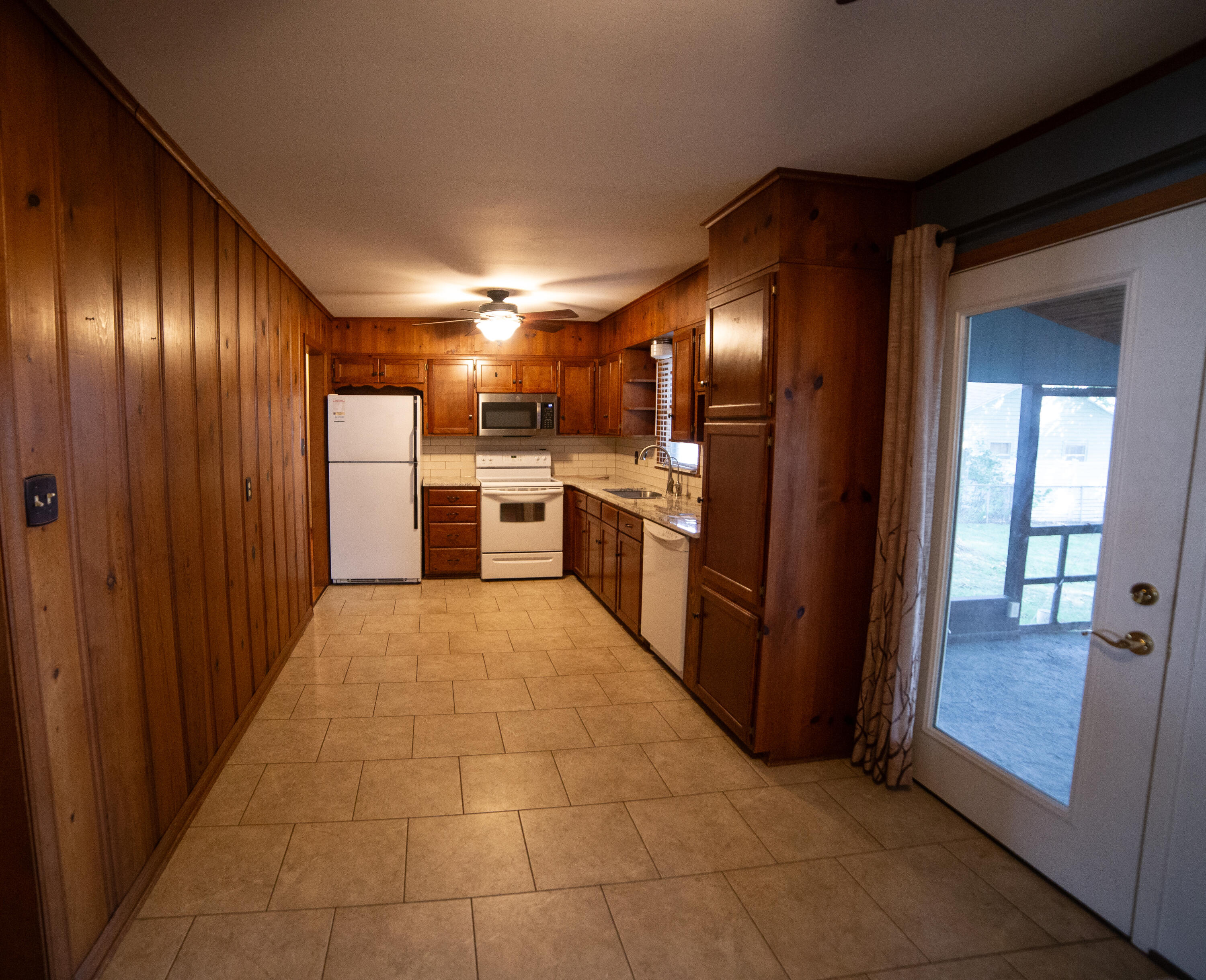 418 South Dr Property Photo 6