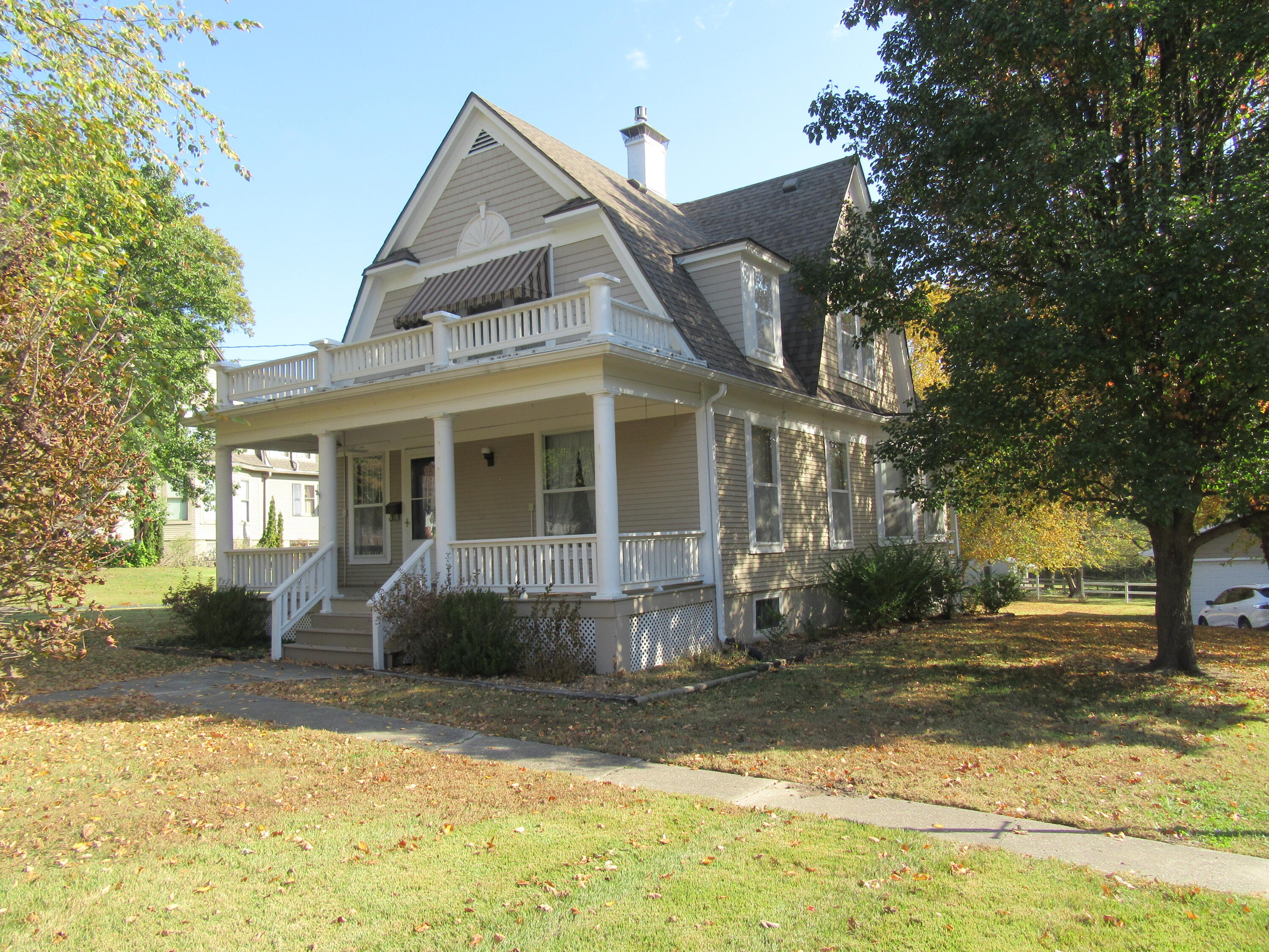 520 Brunswick Ave Property Photo 2