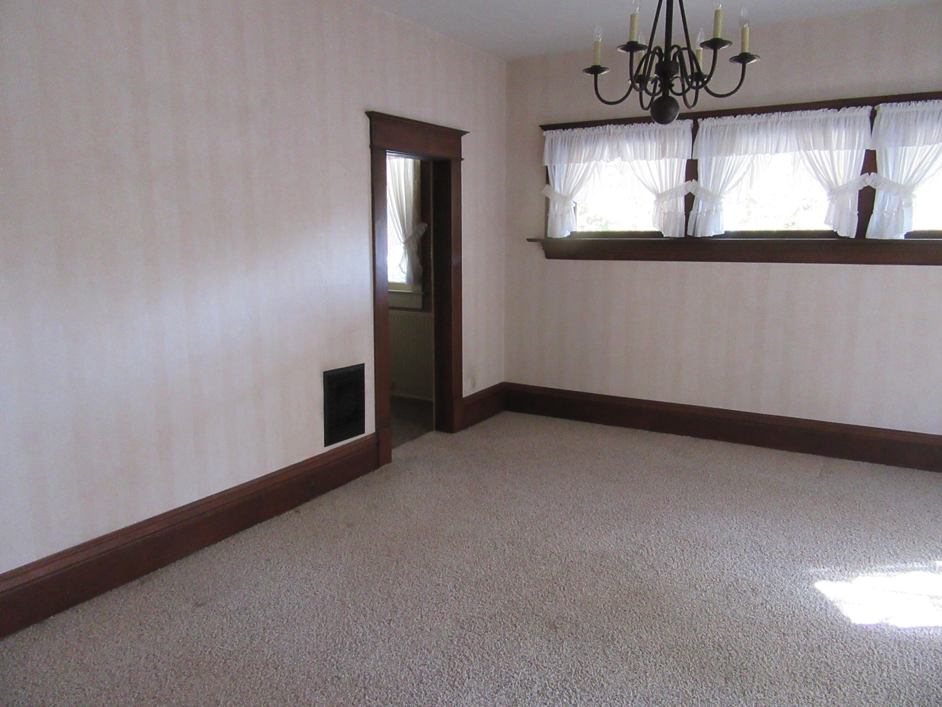 520 Brunswick Ave Property Photo 17