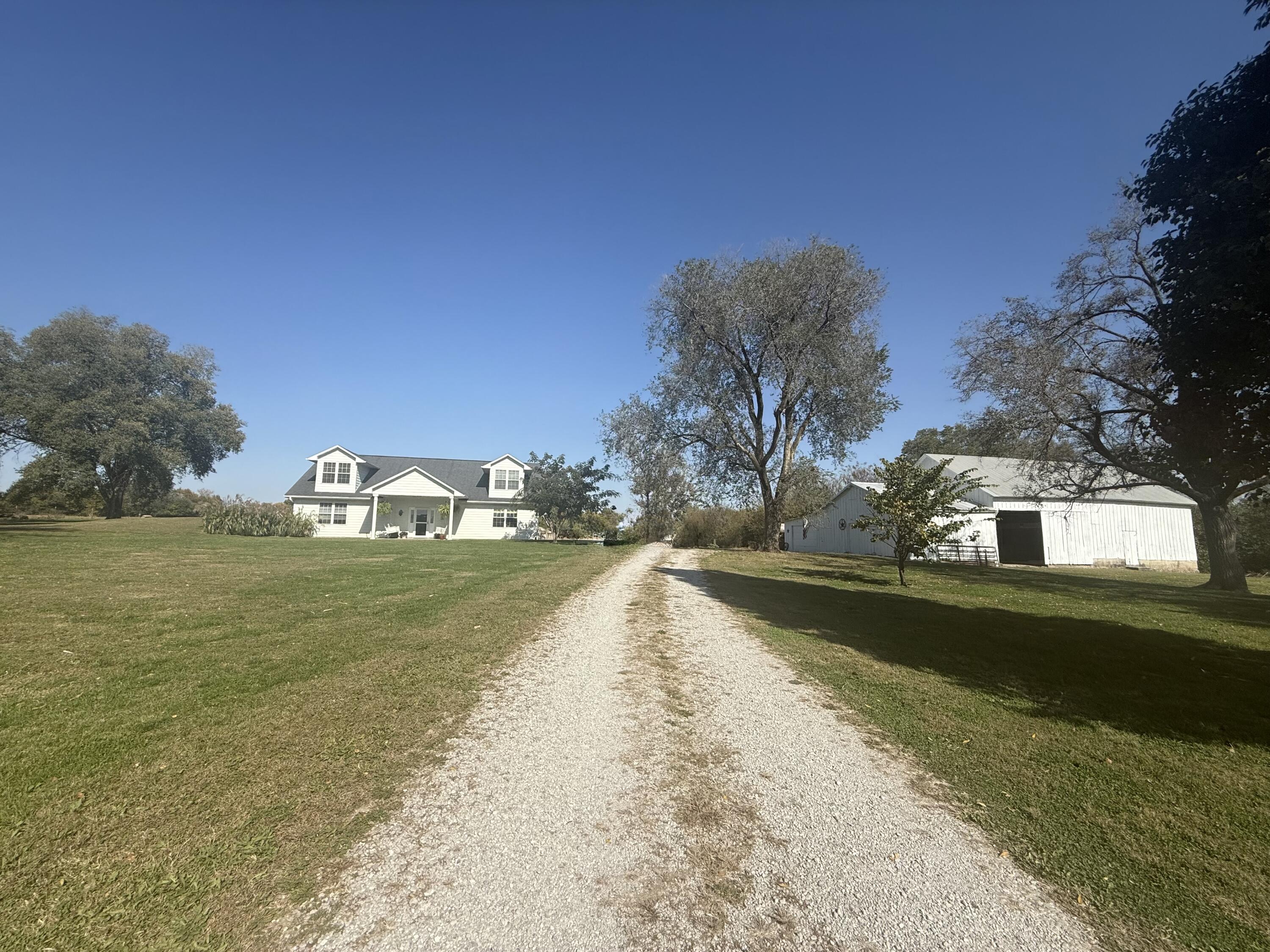 33853 195th Rd Property Photo 1