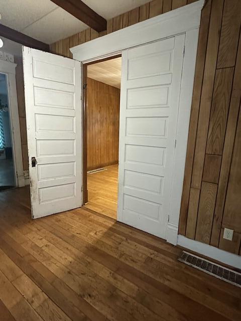 678 English Ave Property Photo 7