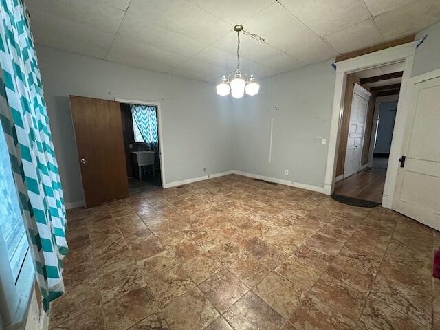 678 English Ave Property Photo 9