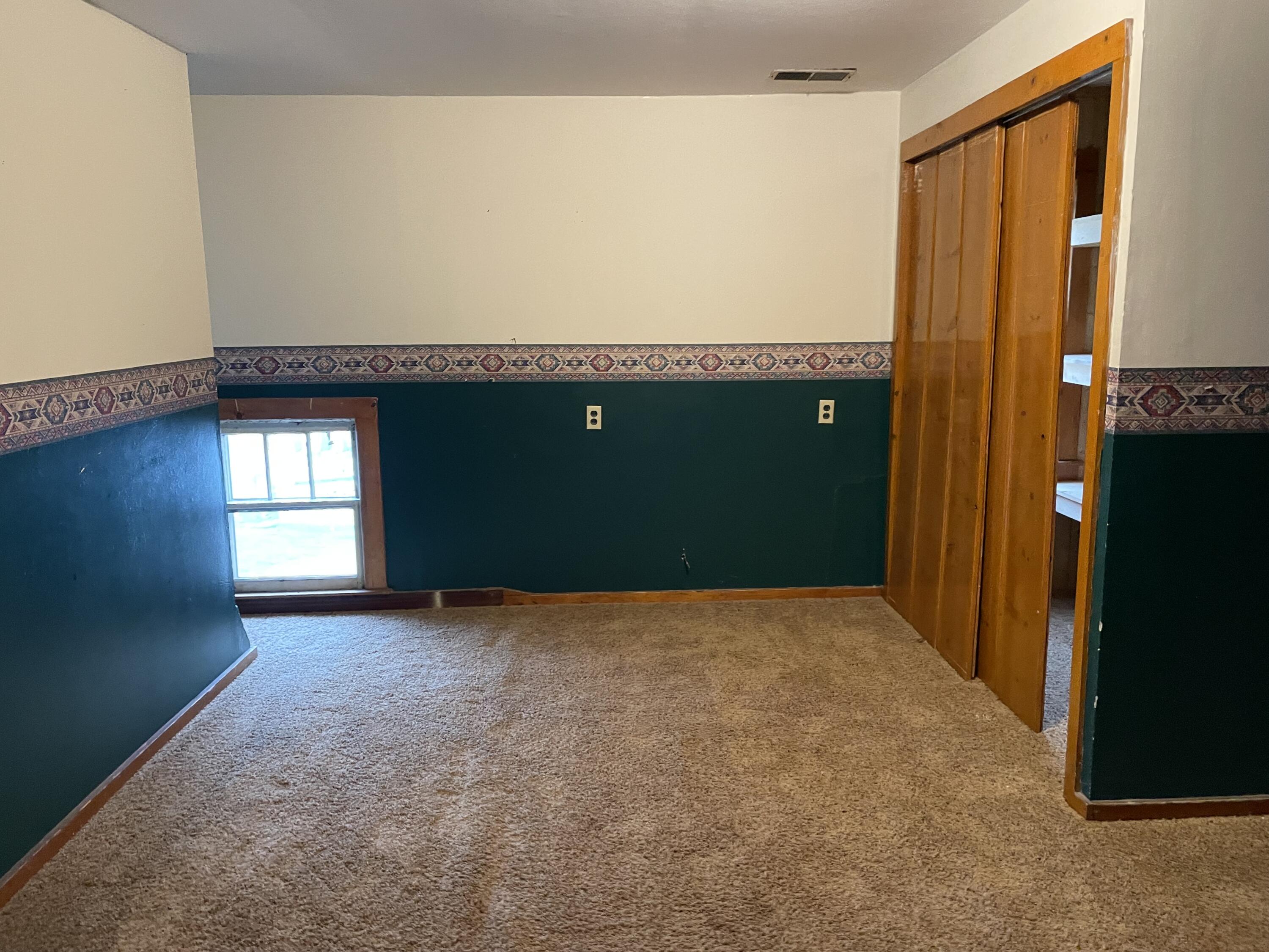 461 Summit St Property Photo 31