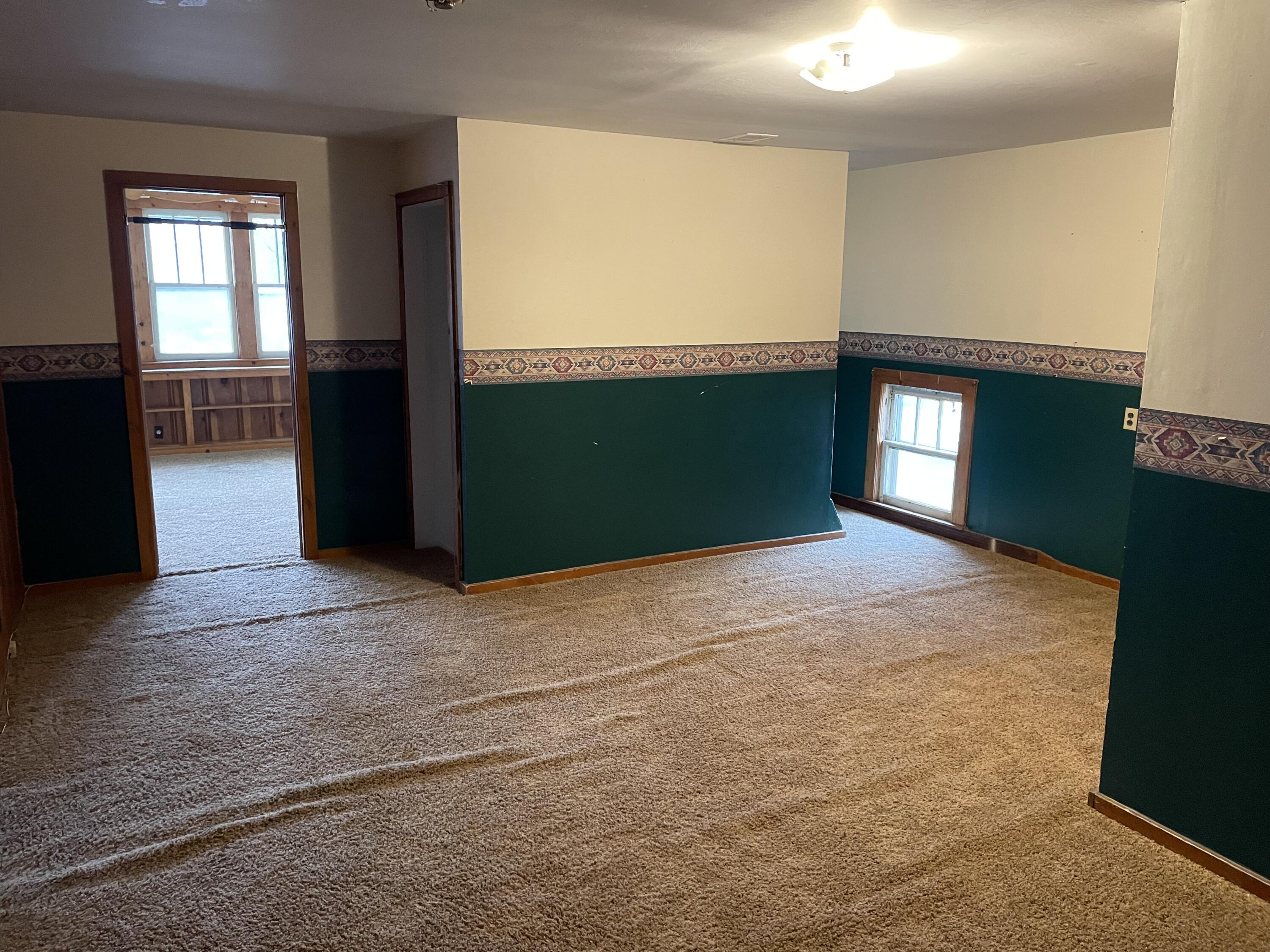 461 Summit St Property Photo 32
