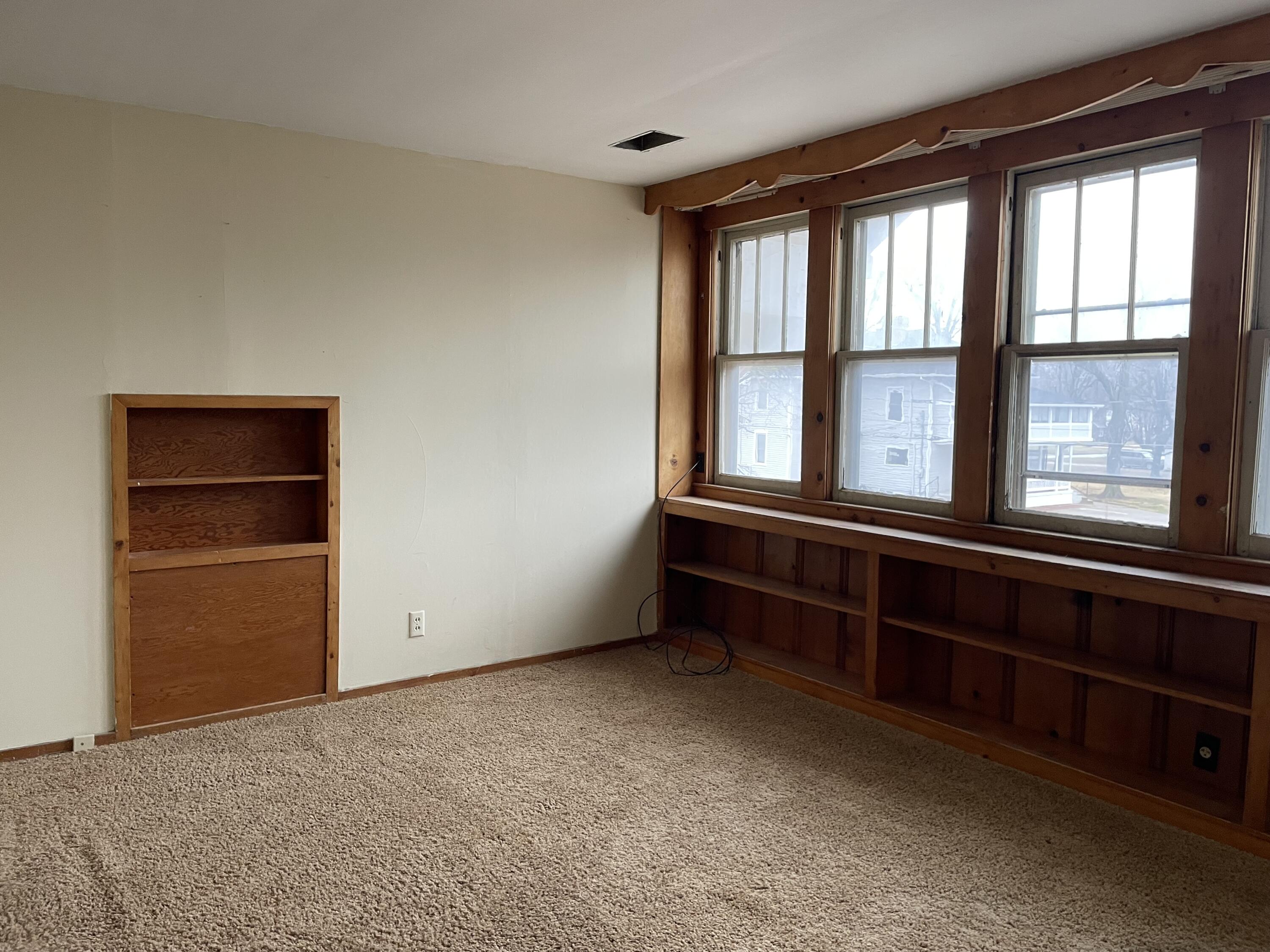 461 Summit St Property Photo 35