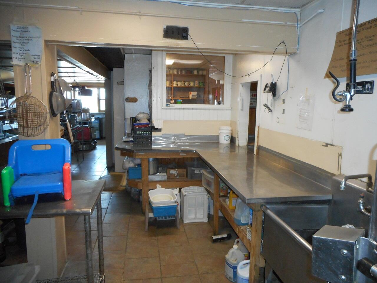 6 Knox Ridge Road N Property Photo 21
