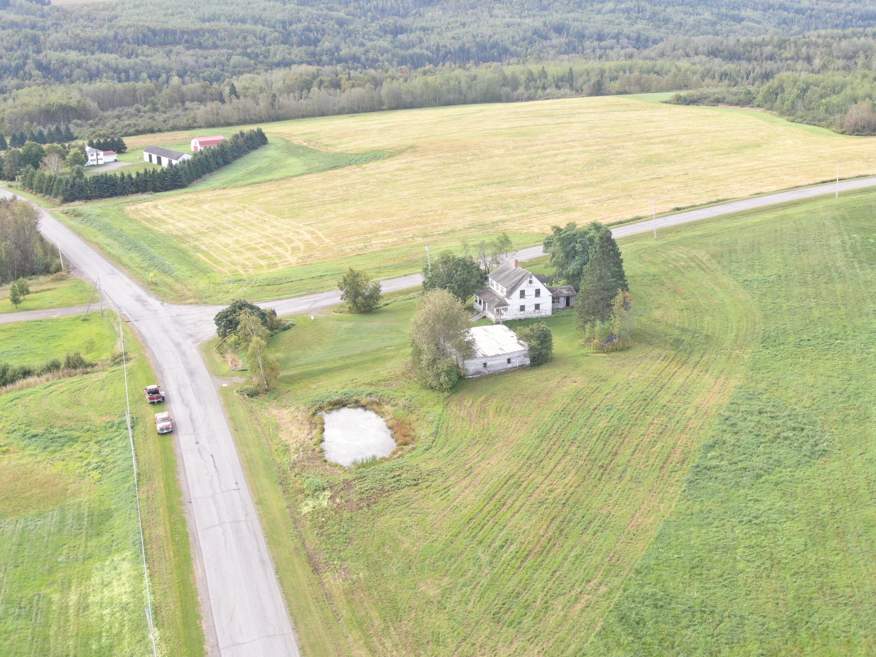 147 Lake Road Property Photo 4