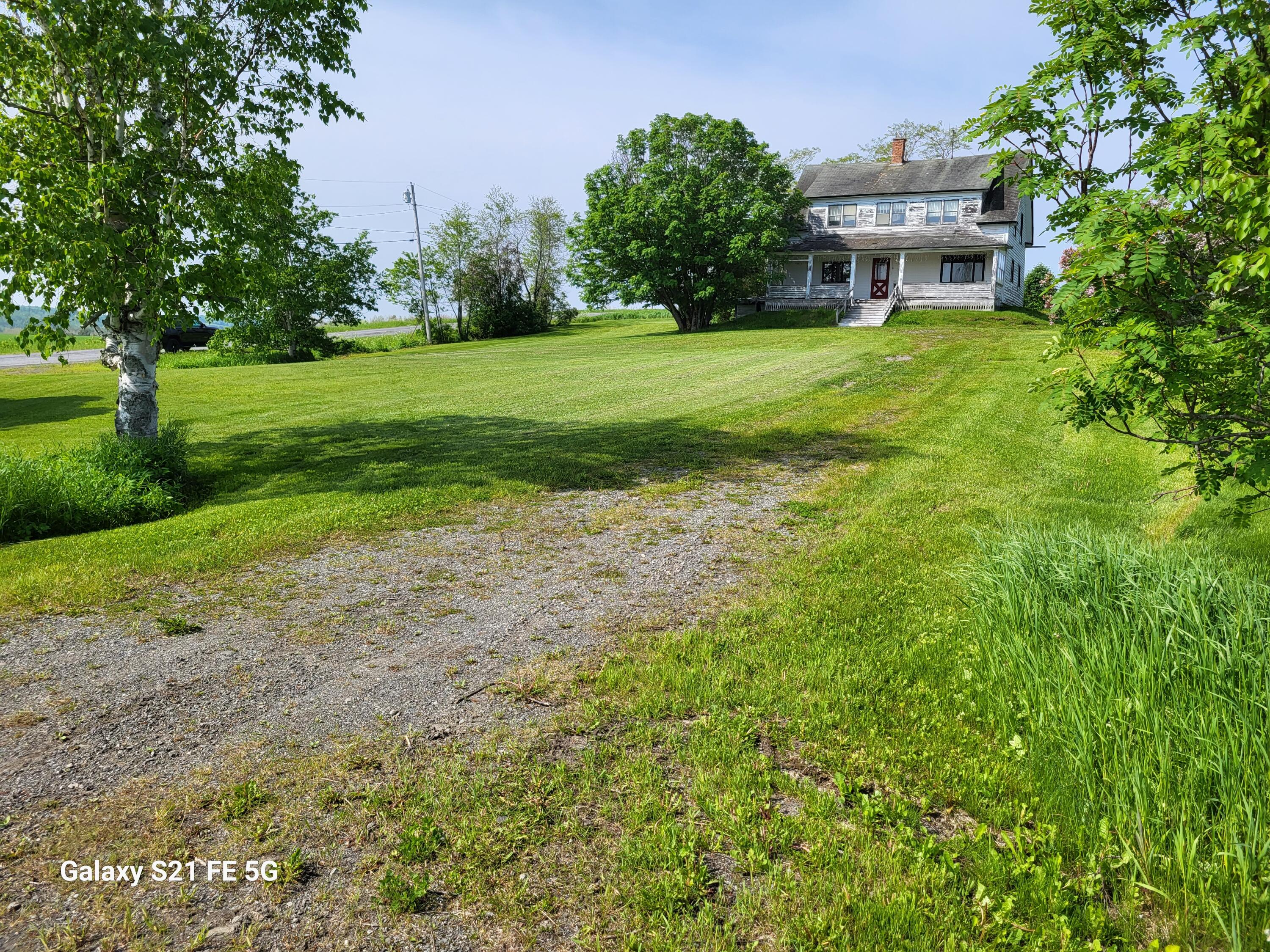 147 Lake Road Property Photo 13
