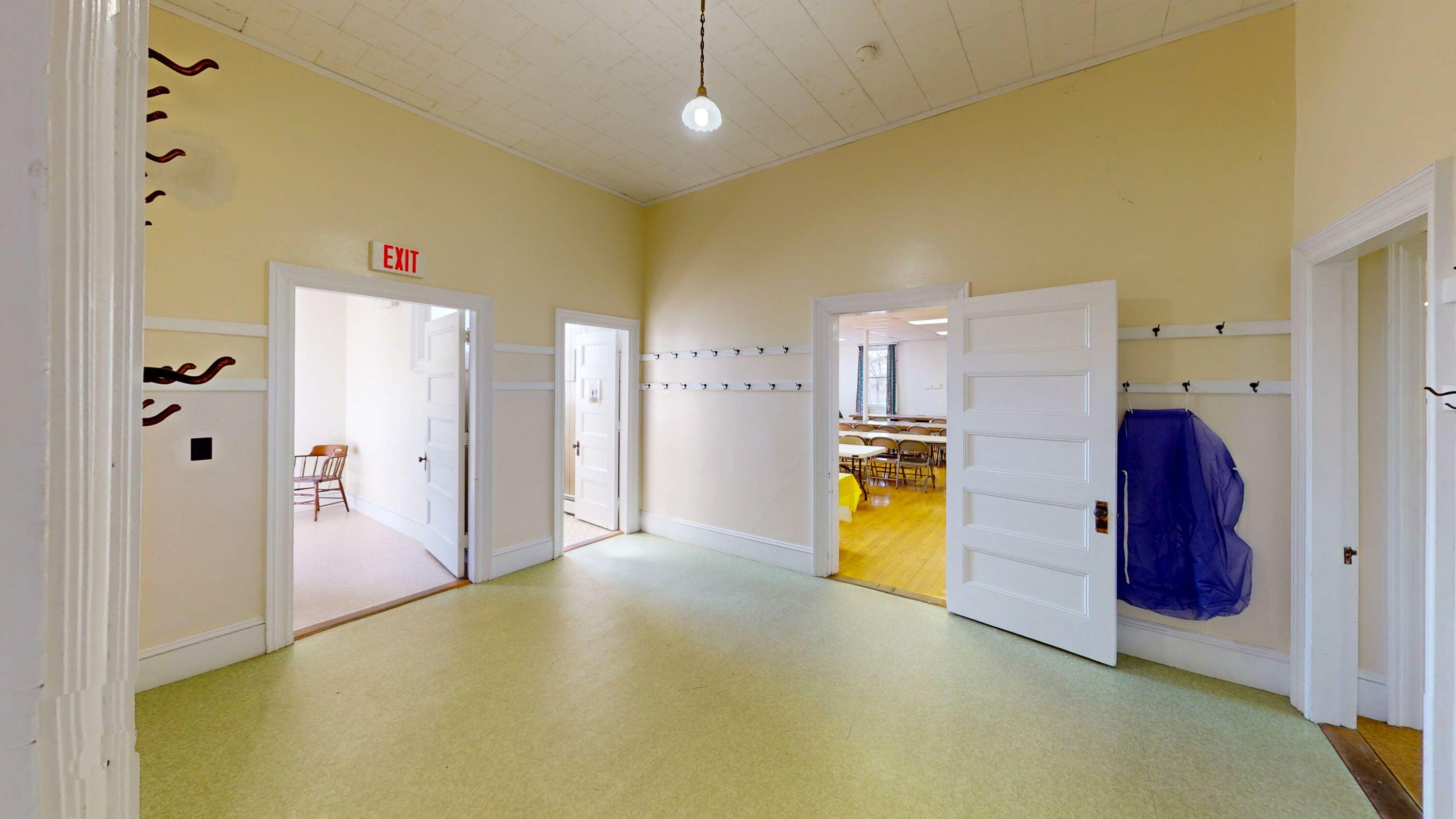 10 Center Street Property Photo 17