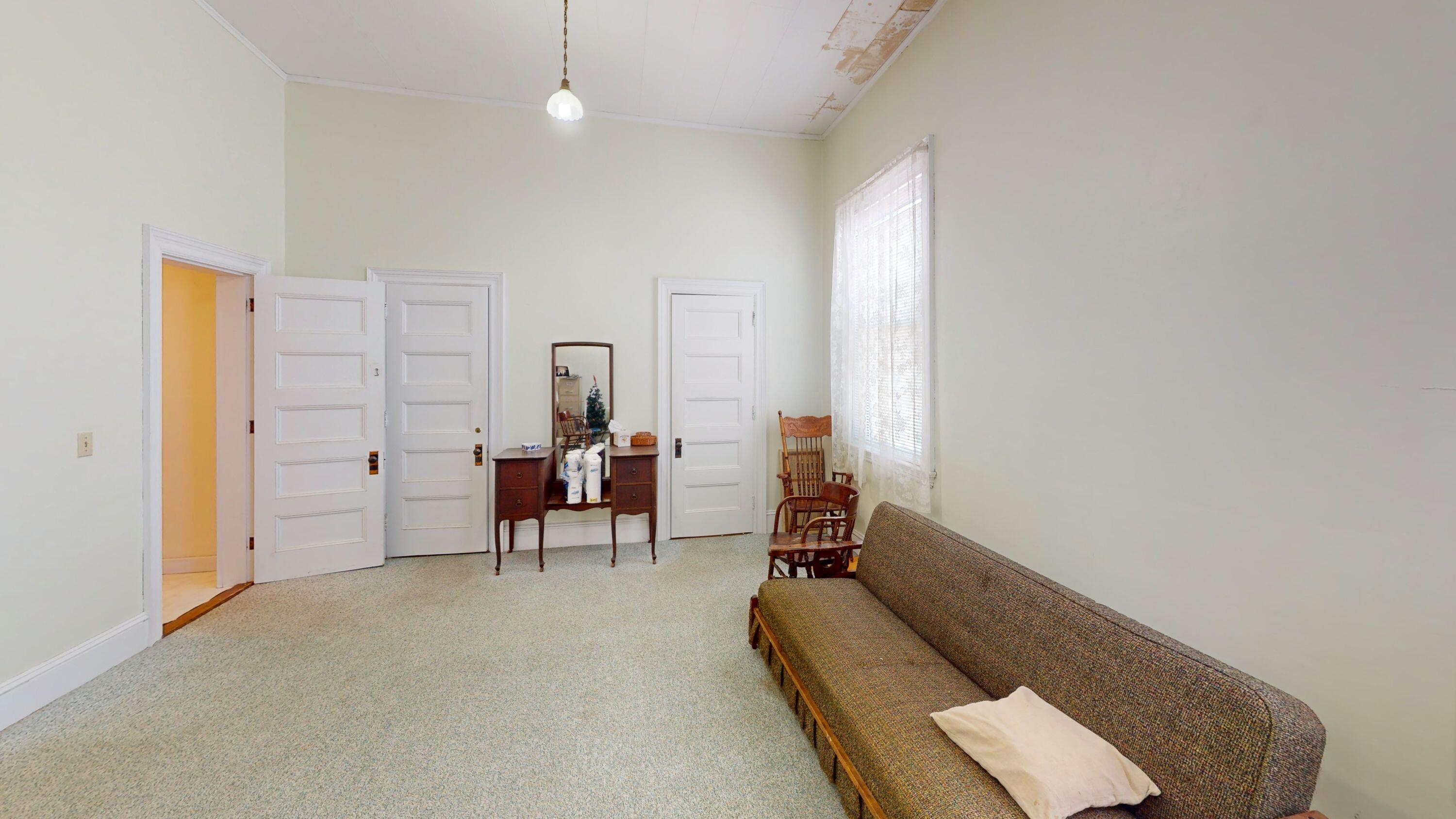 10 Center Street Property Photo 28