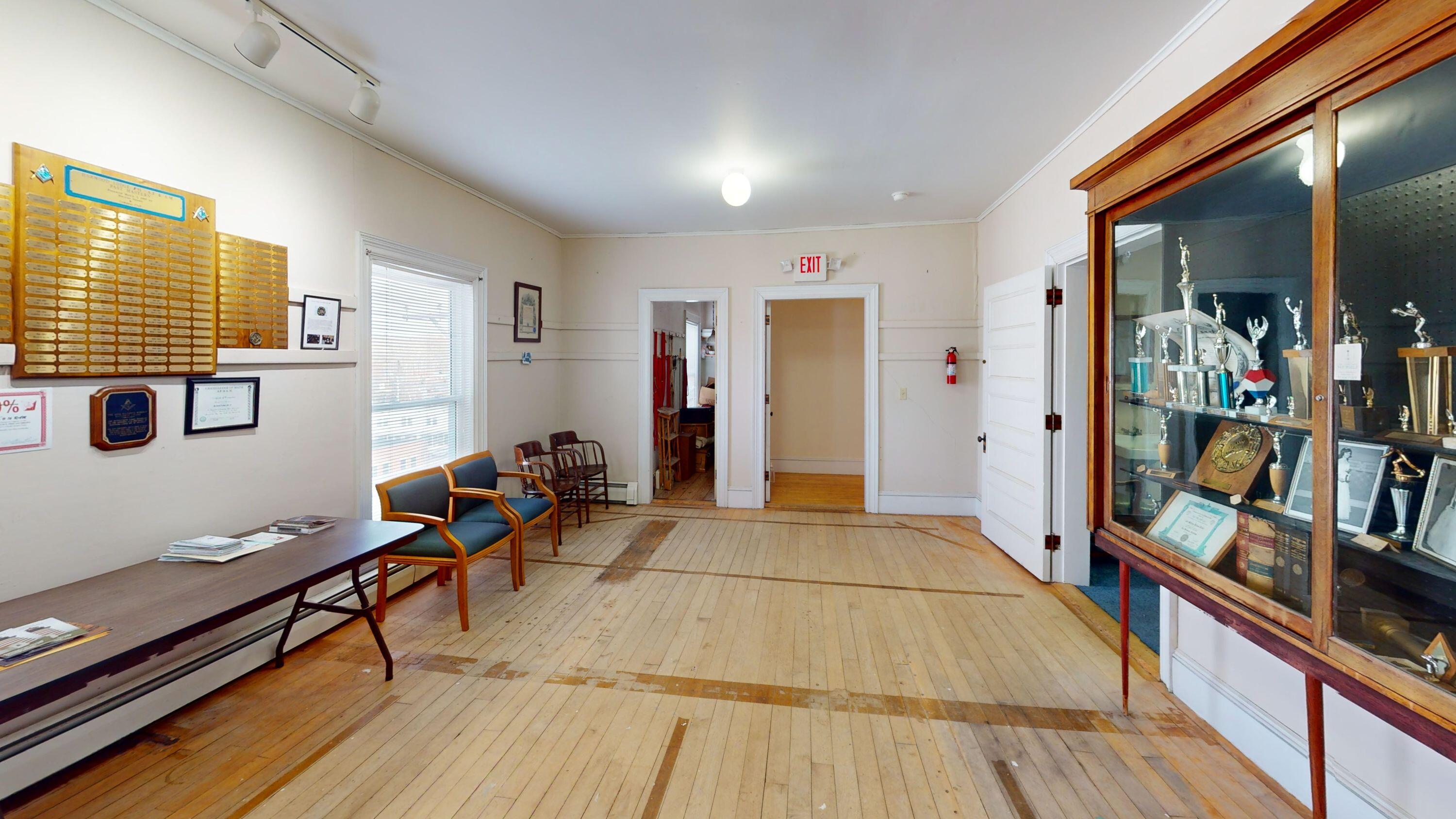 10 Center Street Property Photo 35