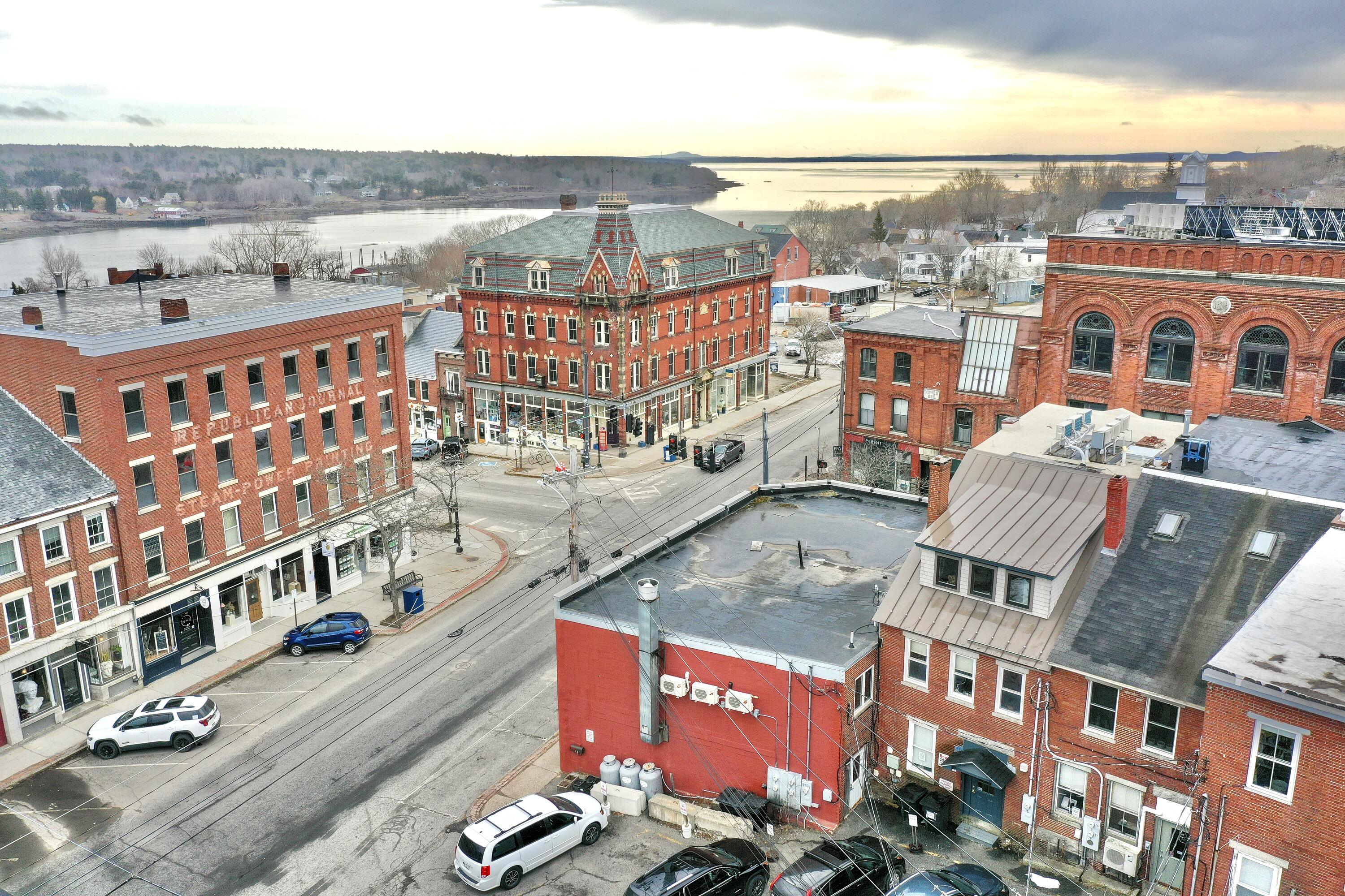 93 Main Street Property Photo 18