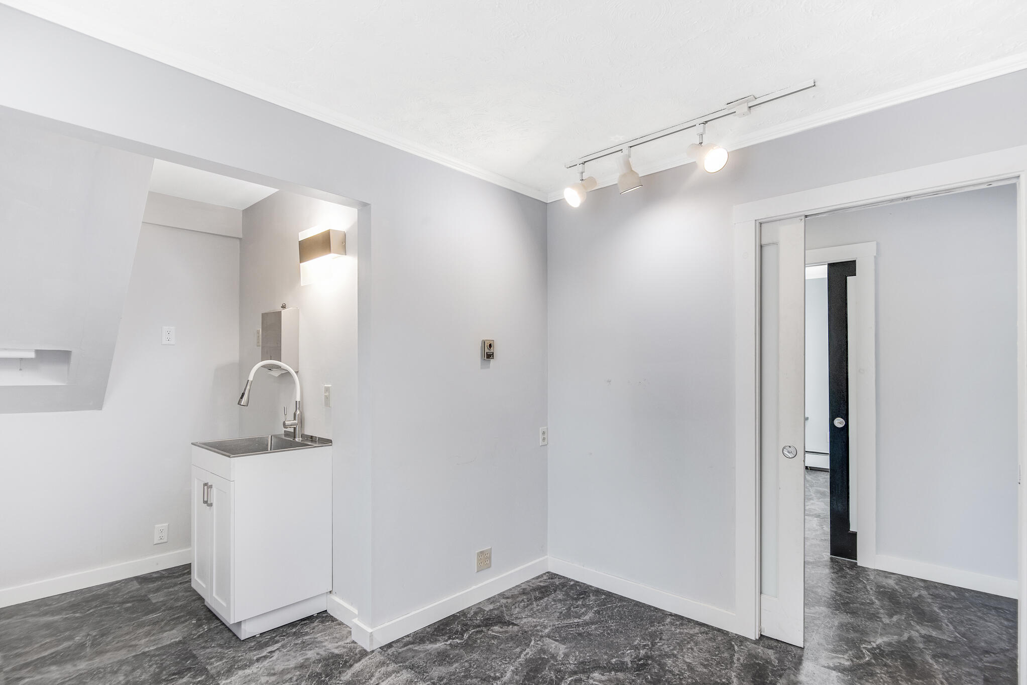 8 Beech Hill Road Property Photo 23