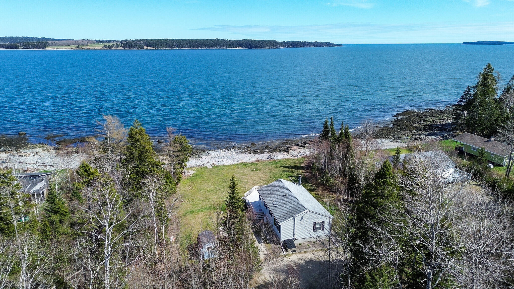 915 Mason Bay Road Property Photo