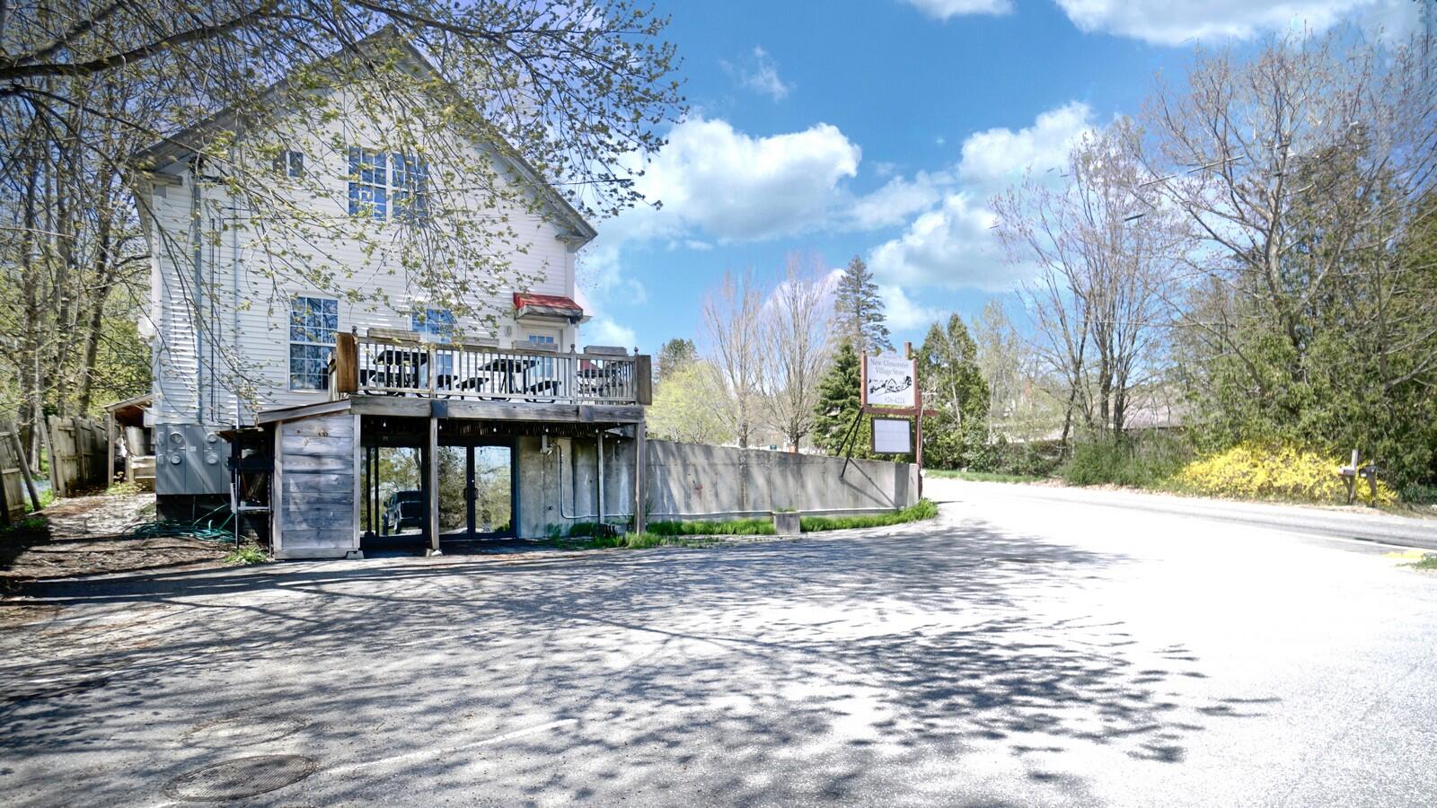 405 Intervale Road Property Photo 82