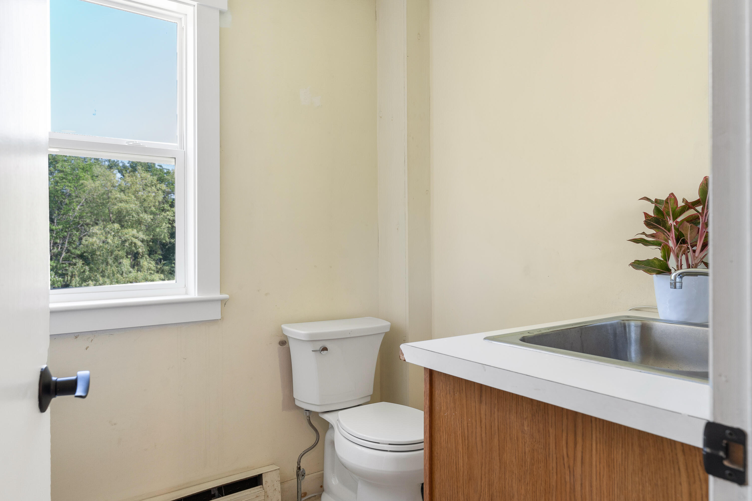 618 West Street Property Photo 22