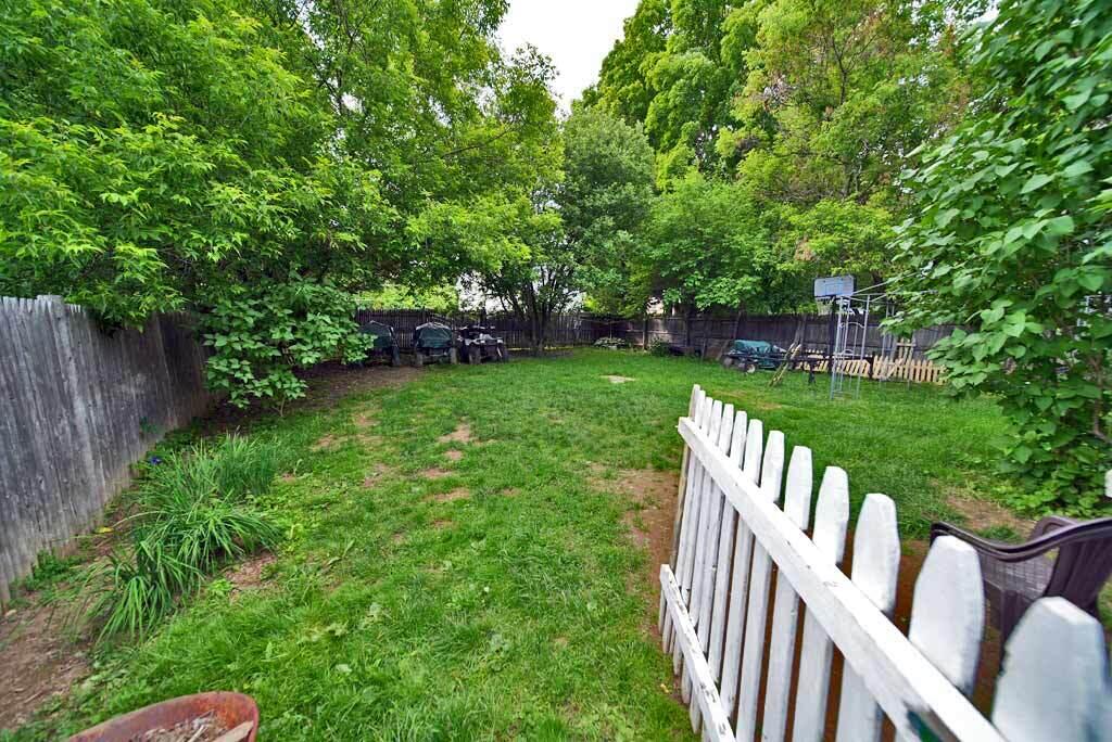 34 Charles Street Property Photo 13
