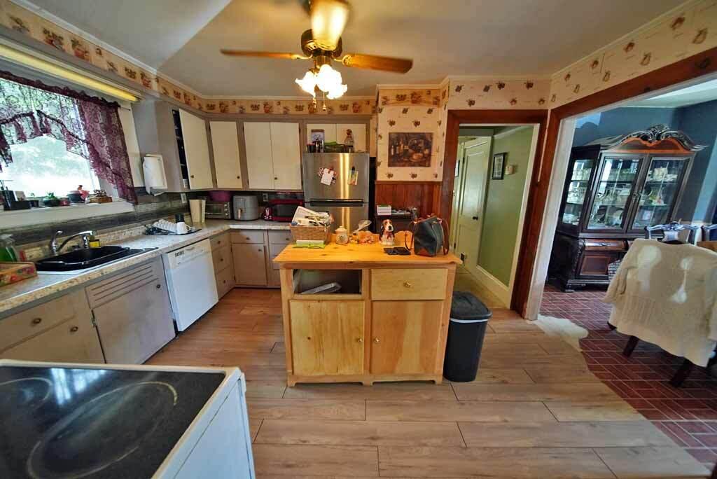34 Charles Street Property Photo 20