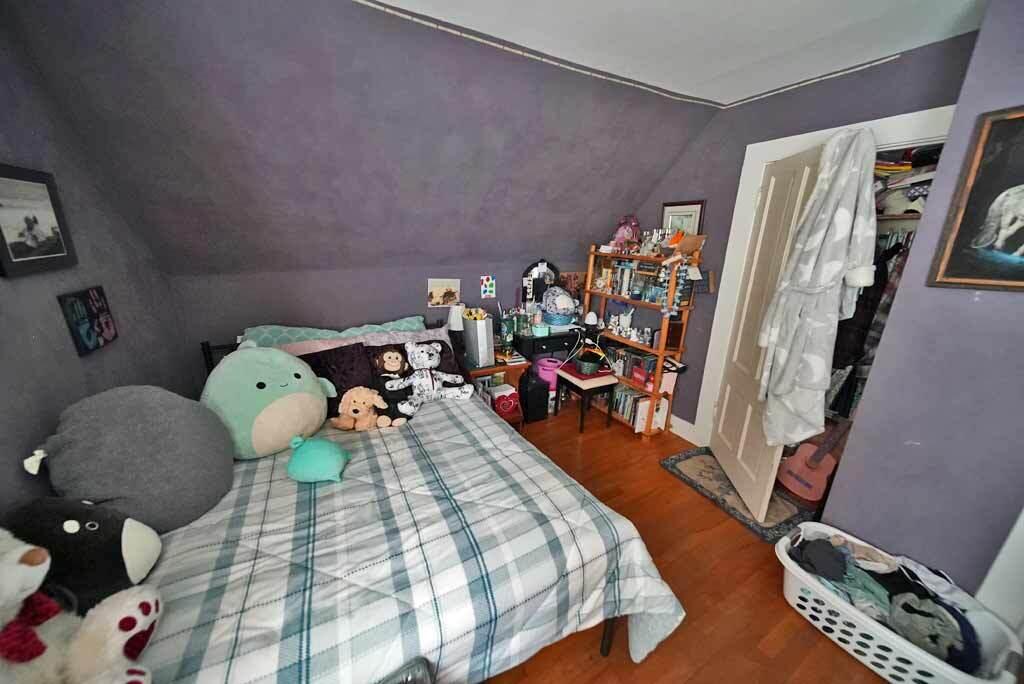 34 Charles Street Property Photo 46