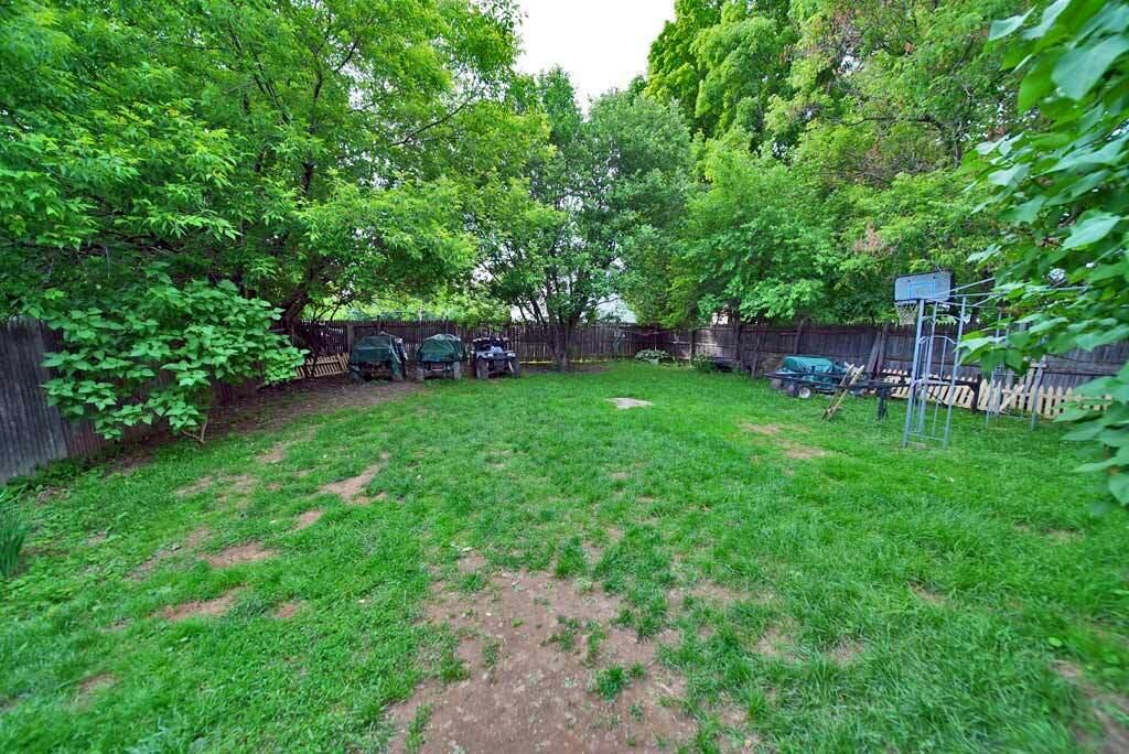 34 Charles Street Property Photo 52