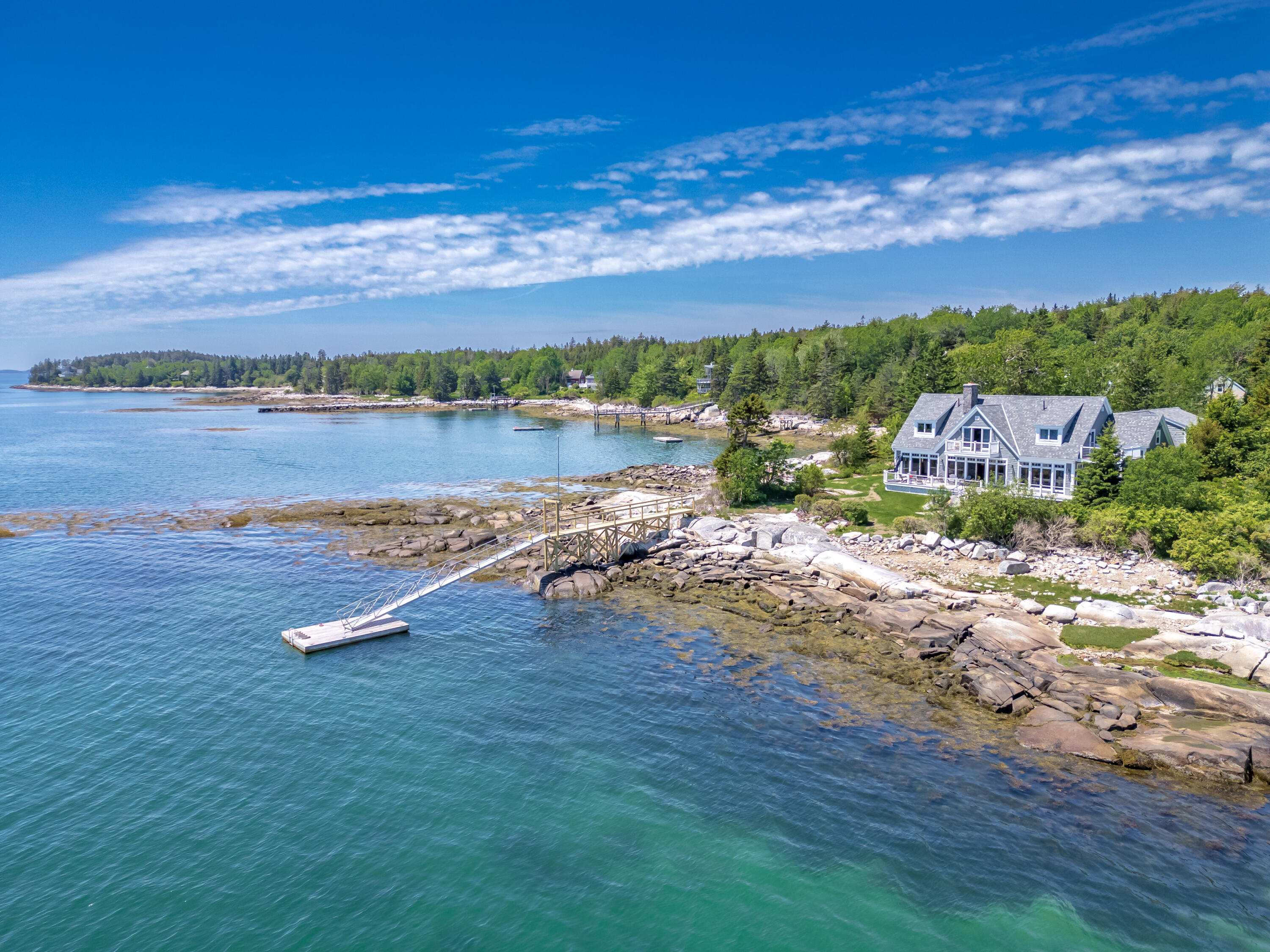 351 Island Avenue Property Photo