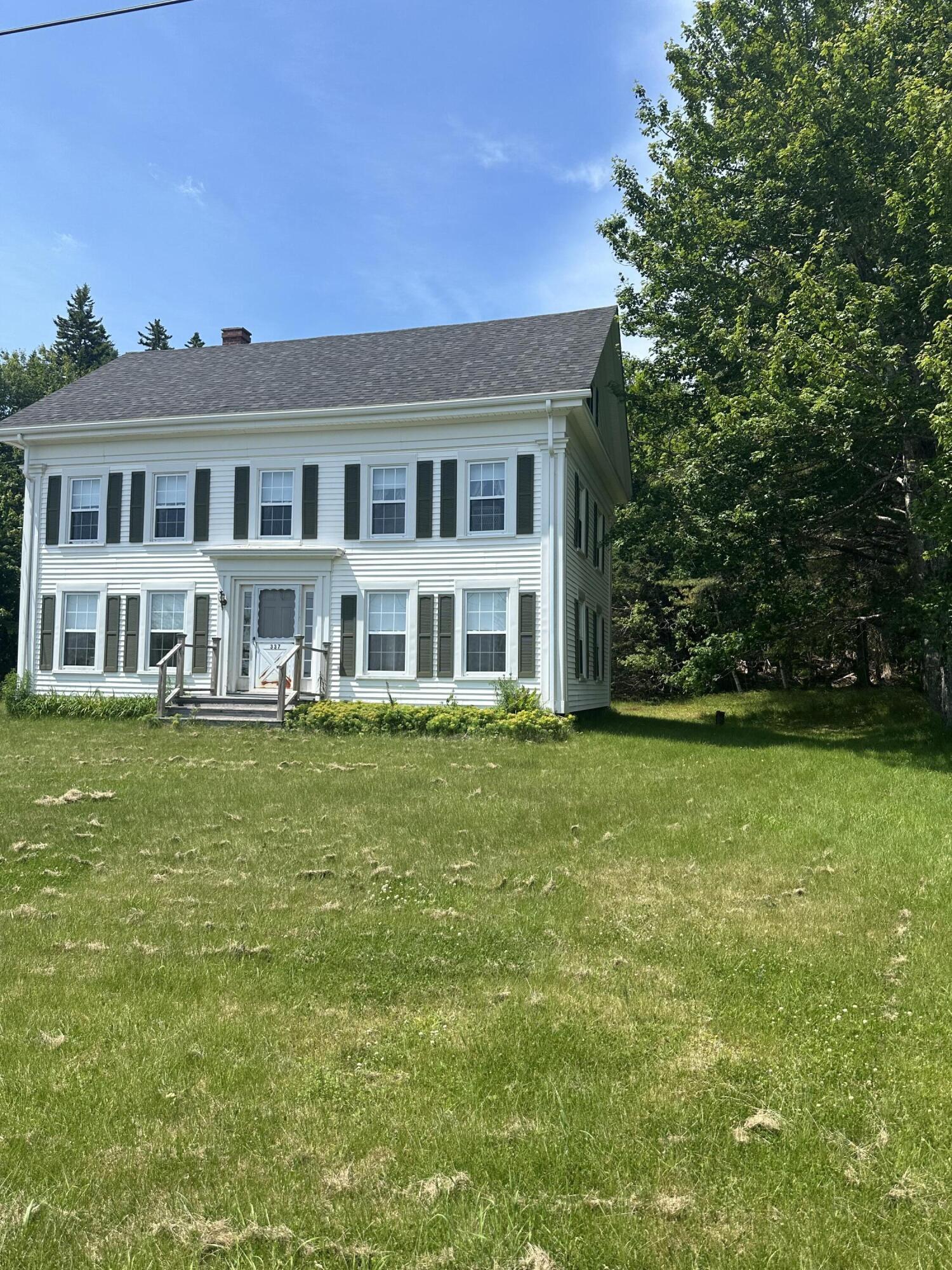 337 W Side Road Property Photo