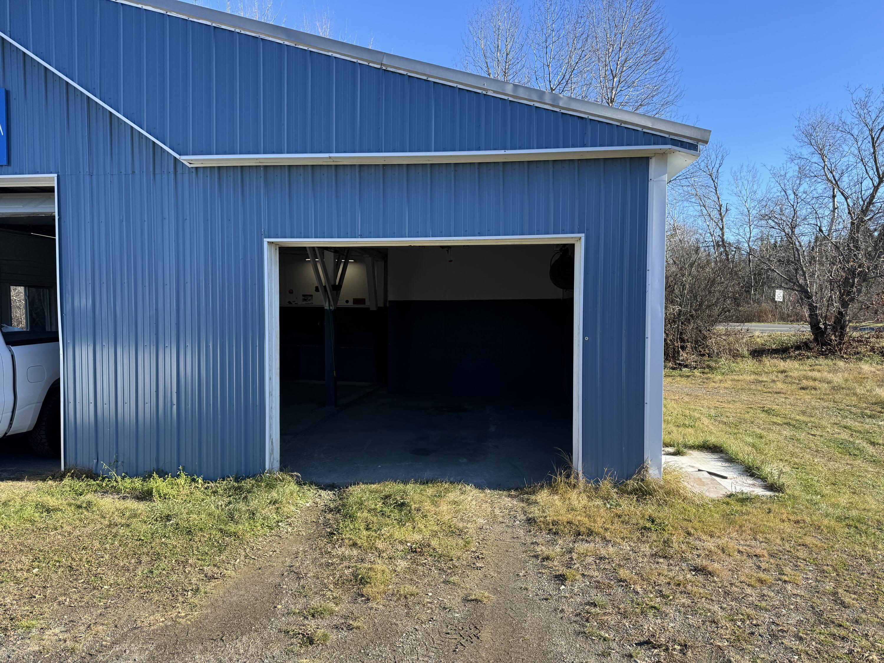 405 Main Road Property Photo 12