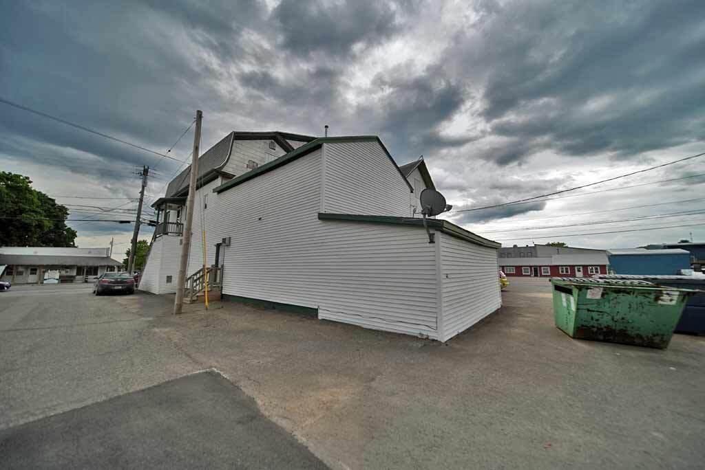 20 Main Street Property Photo 40