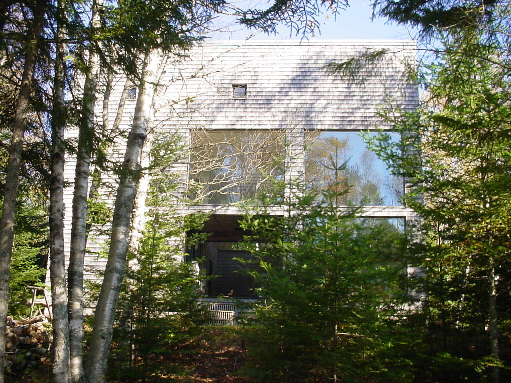85 E Side Road Property Photo