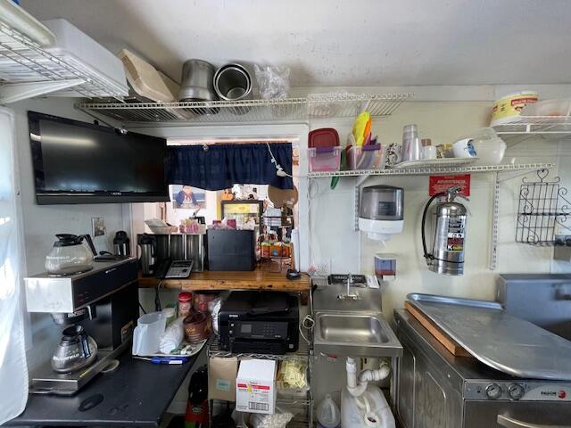 20 Water Street Property Photo 28