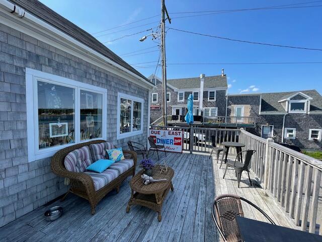 20 Water Street Property Photo 38