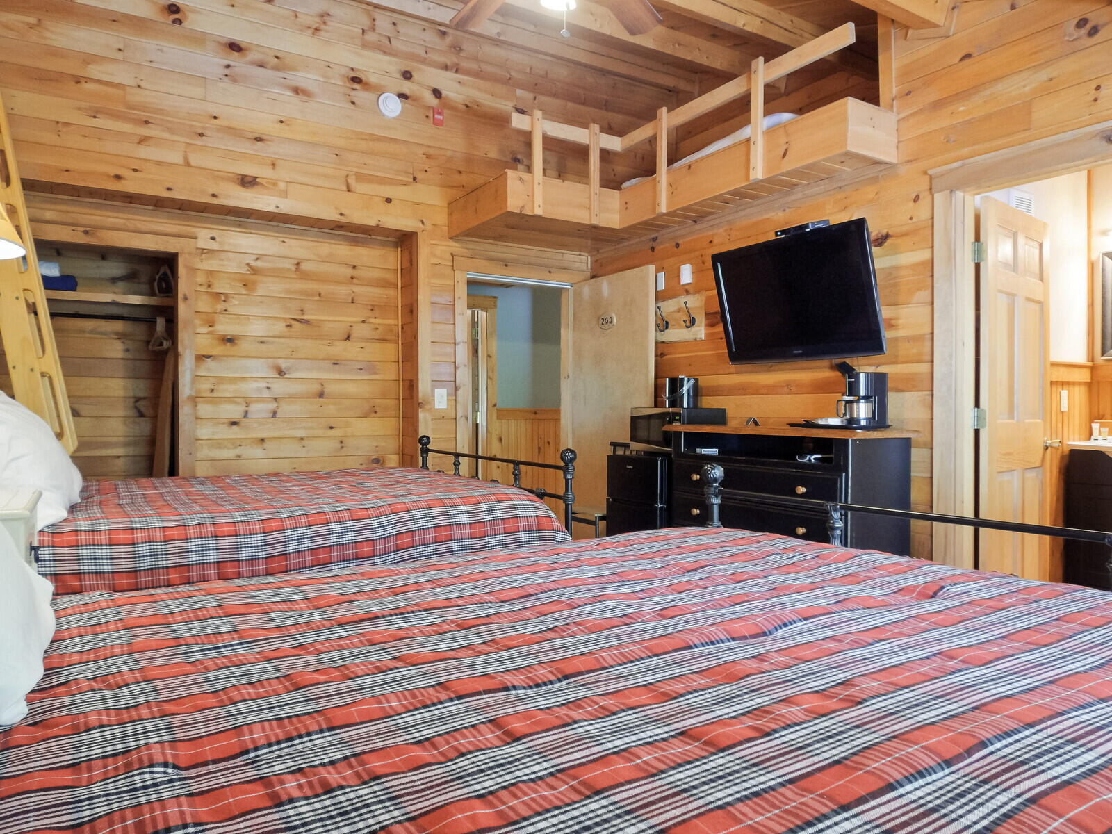 6003 Main Street Property Photo 56