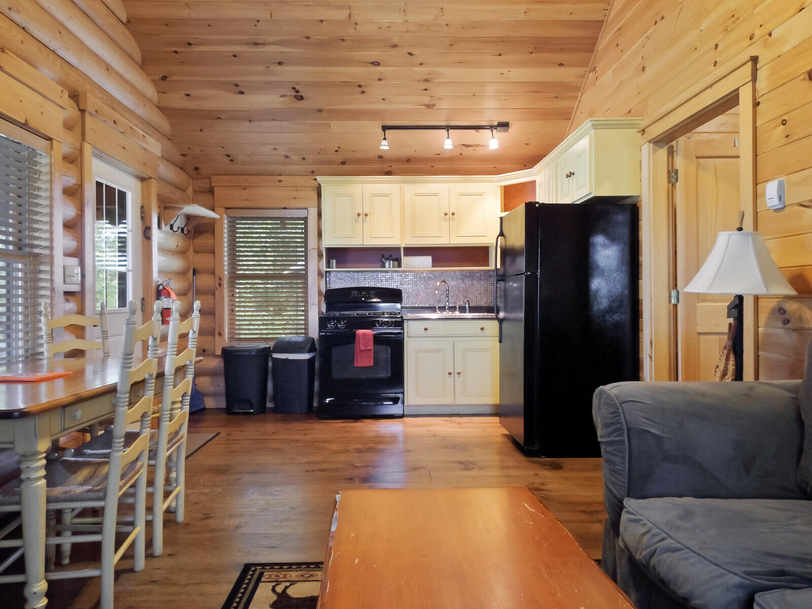 6003 Main Street Property Photo 111