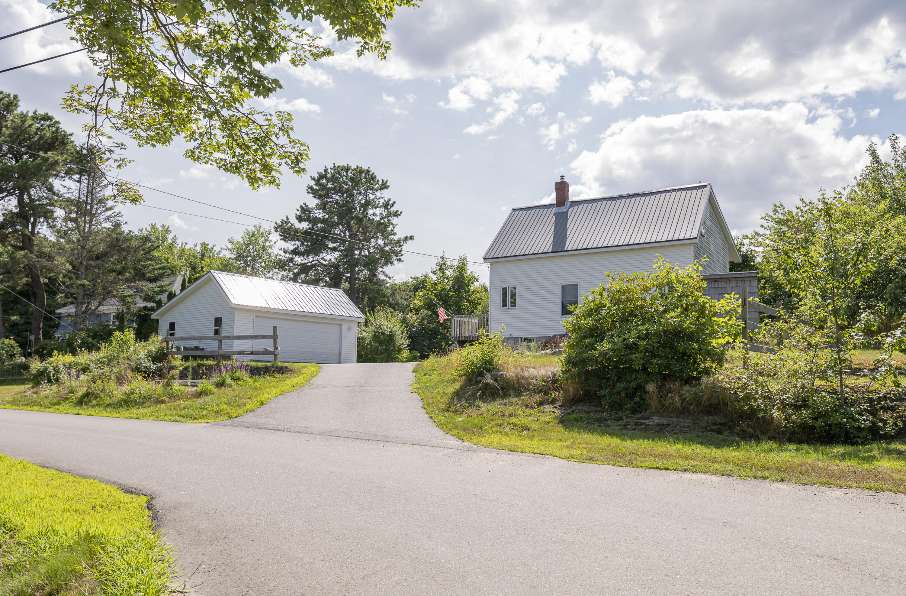 5 Gomez Road Property Photo