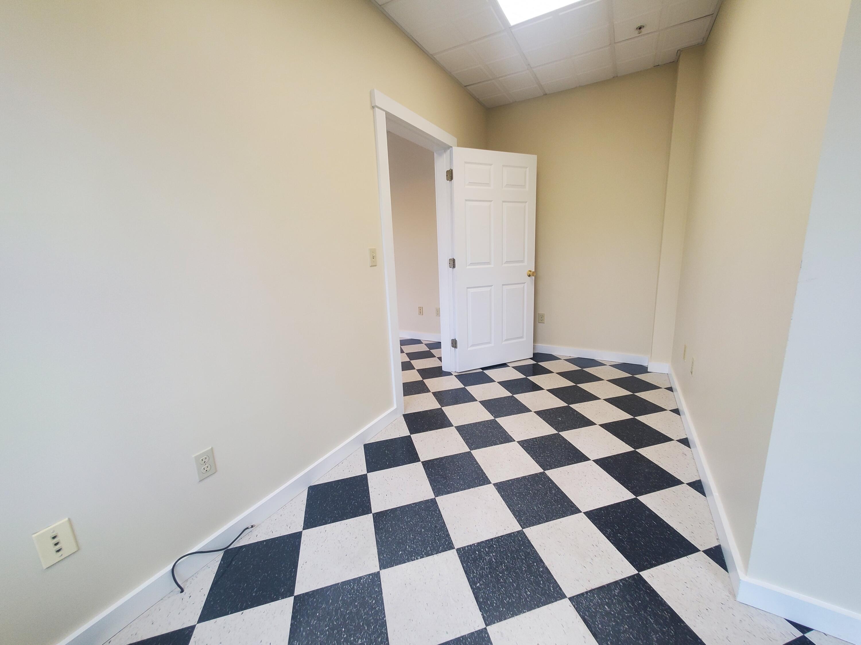 33 Park Street 102 Property Photo 5