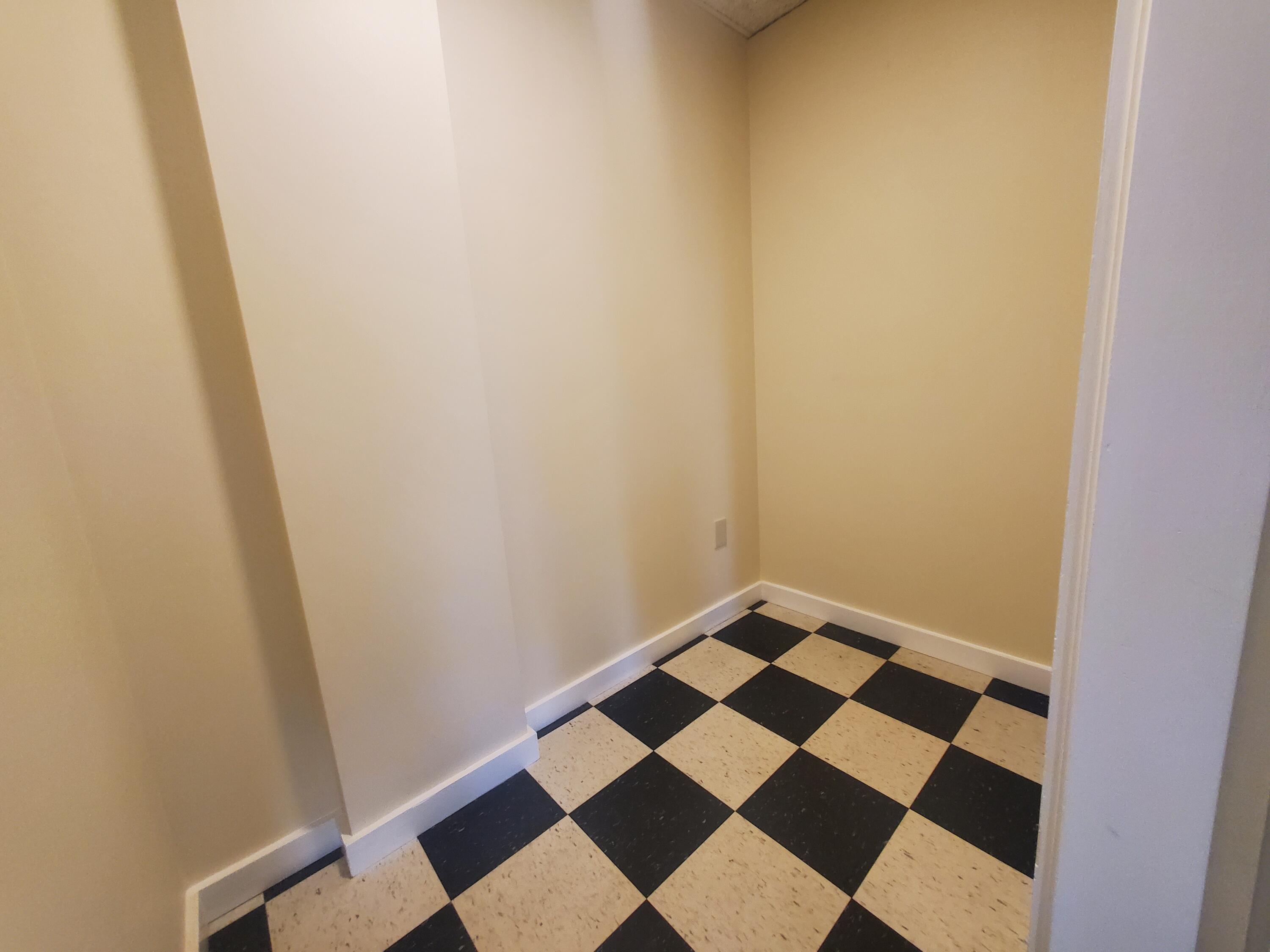 33 Park Street 102 Property Photo 7