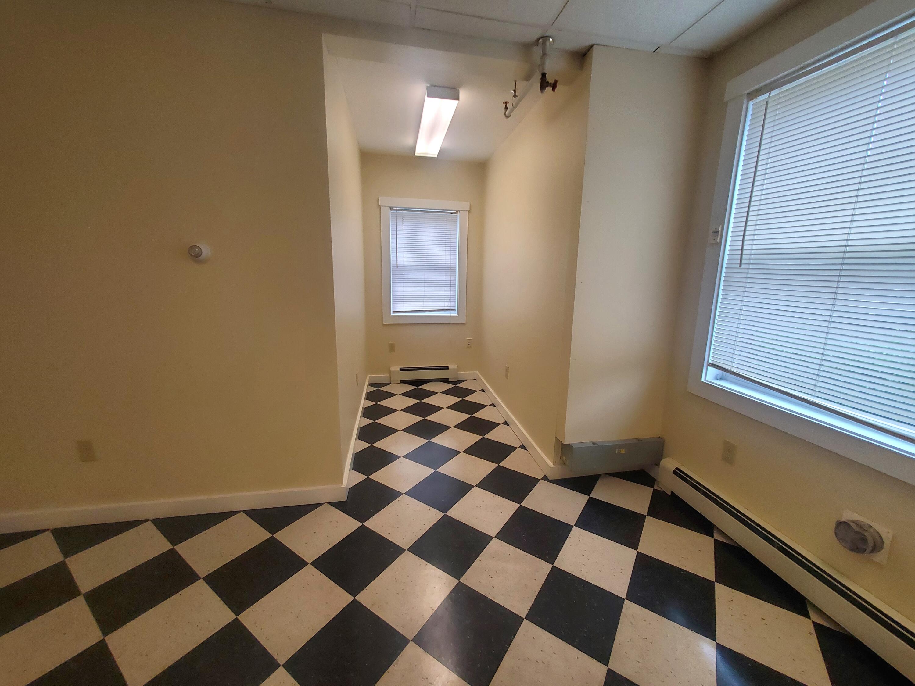33 Park Street 102 Property Photo 9