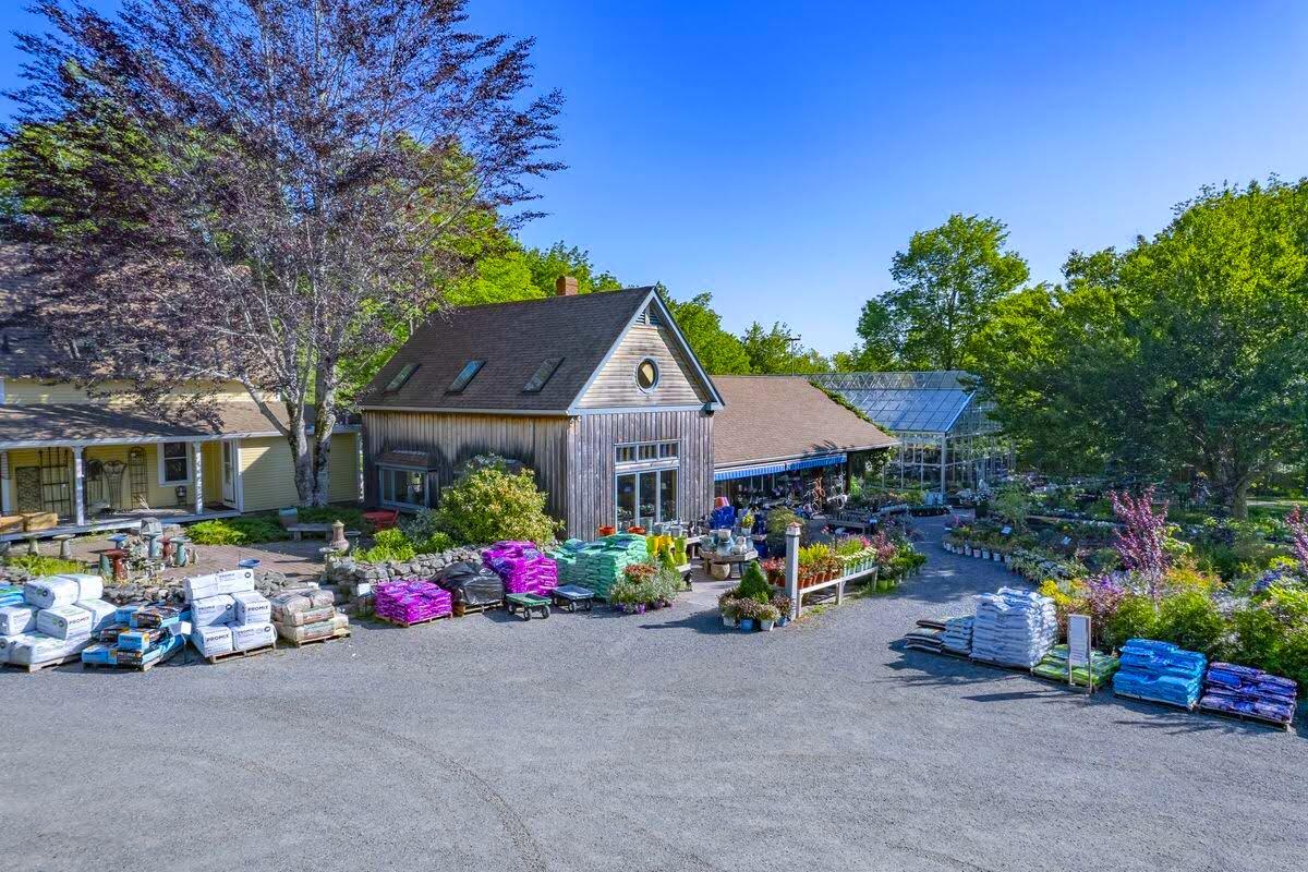 48 South Street Property Photo